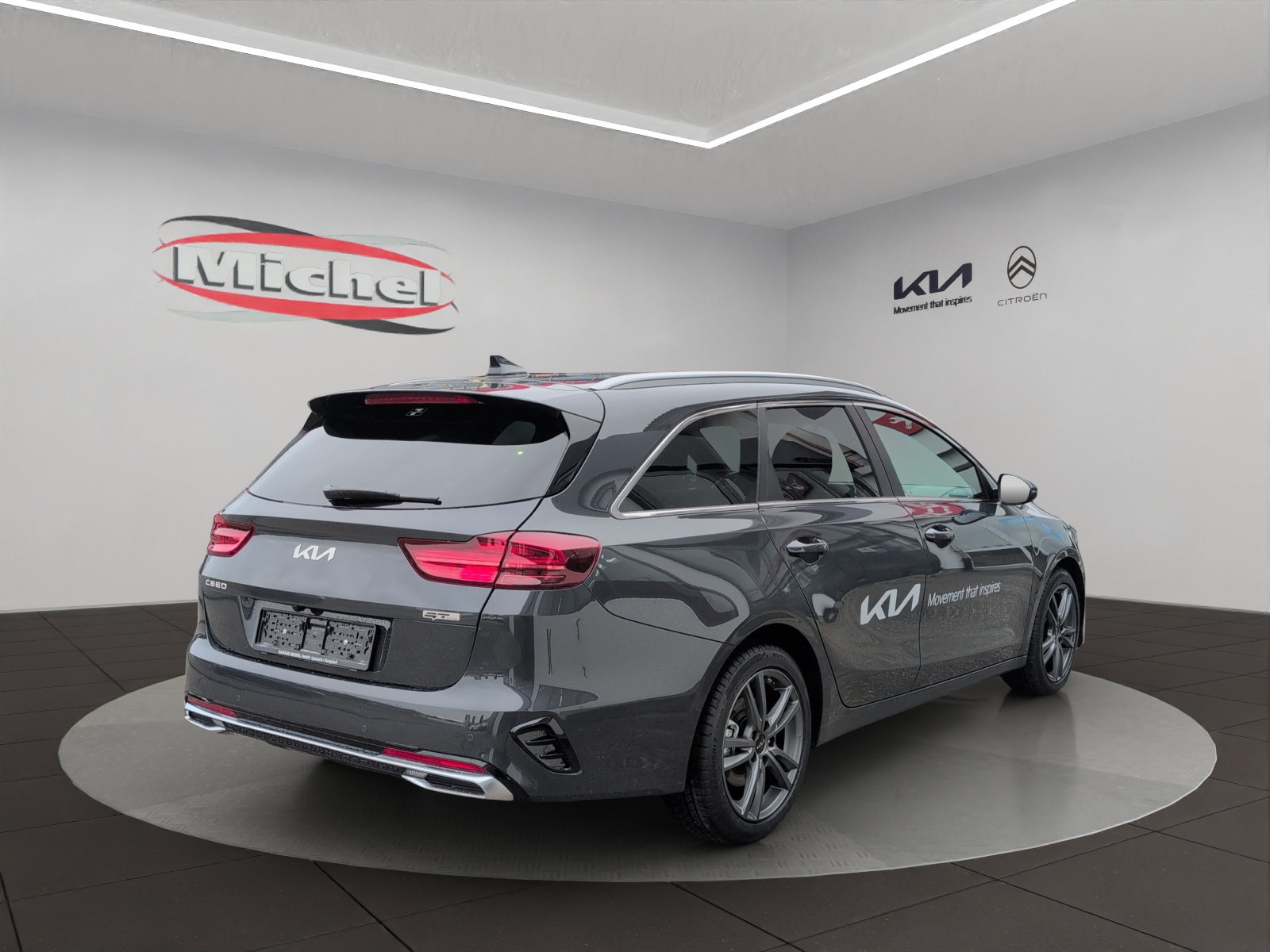 KIA Ceed Sportswagon 1.5 T-GDi MHEV GT-Line DCT / CH Herstellergarantie bis 6.2032 / Leasing Aktion 0.99% 36 Mte.-image-4