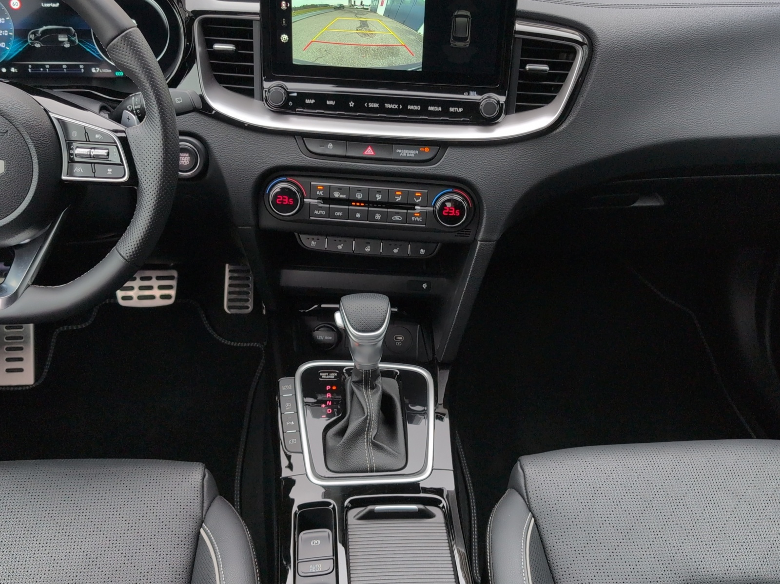 KIA Ceed Sportswagon 1.5 T-GDi MHEV GT-Line DCT / CH Herstellergarantie bis 6.2032 / Leasing Aktion 0.99% 36 Mte.-image-12