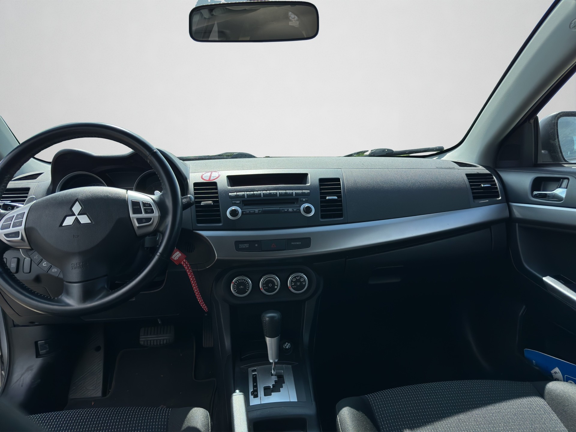 MITSUBISHI Lancer Sportback 1.8 Invite CVT-image-12