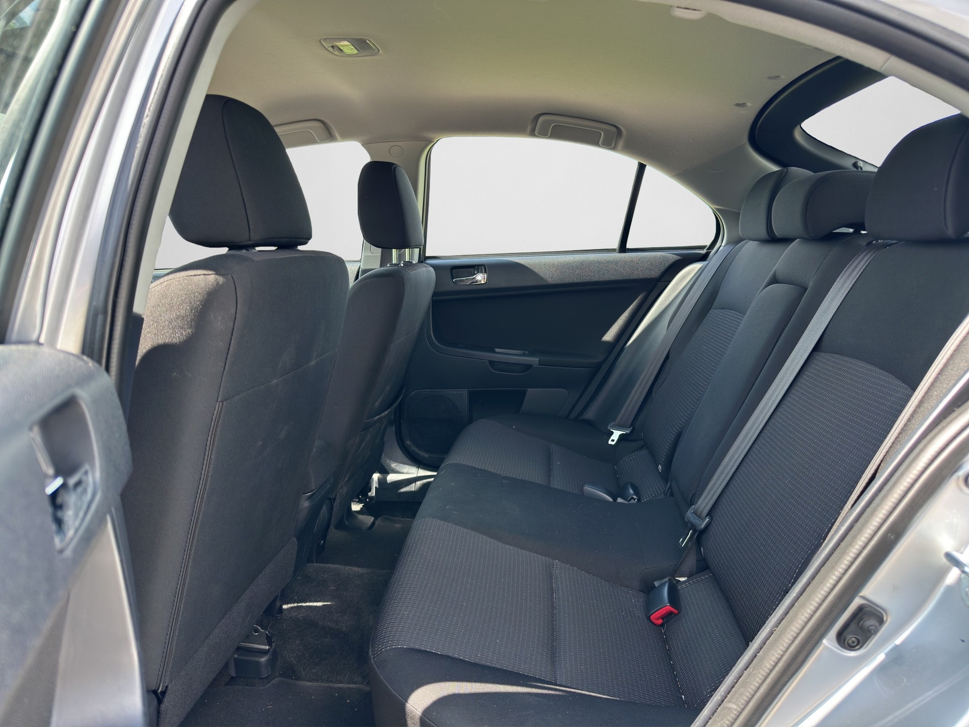 MITSUBISHI Lancer Sportback 1.8 Invite CVT-image-11