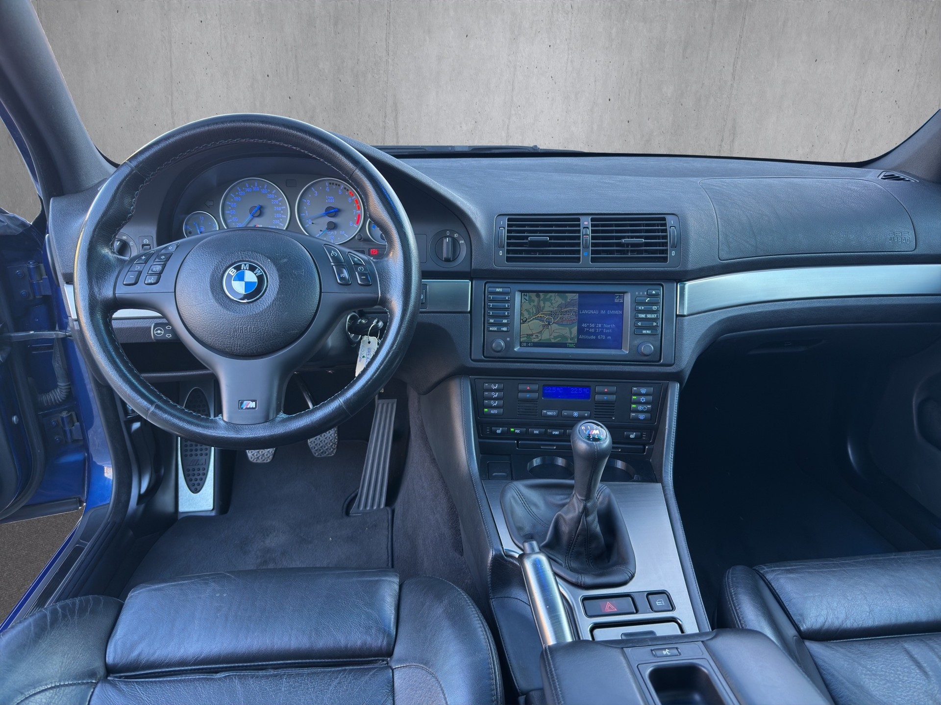 BMW M5-image-11