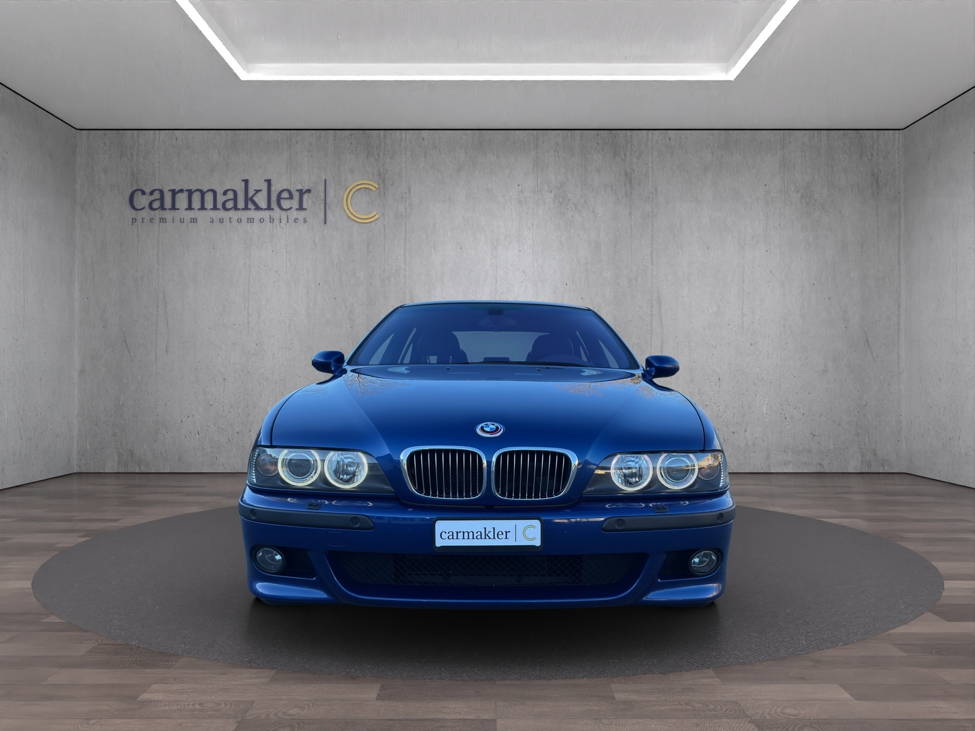 BMW M5-image-7