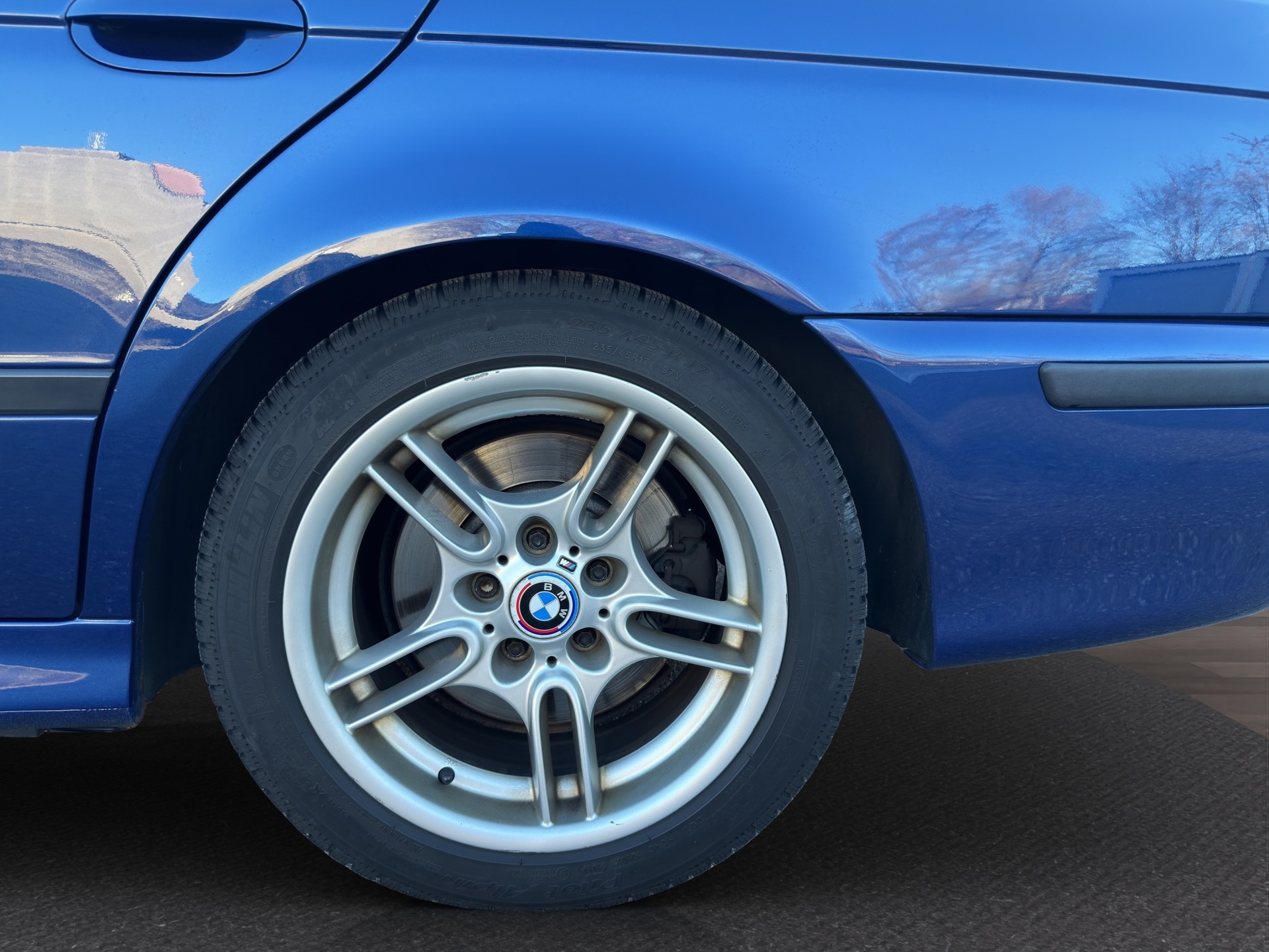 BMW M5-image-17