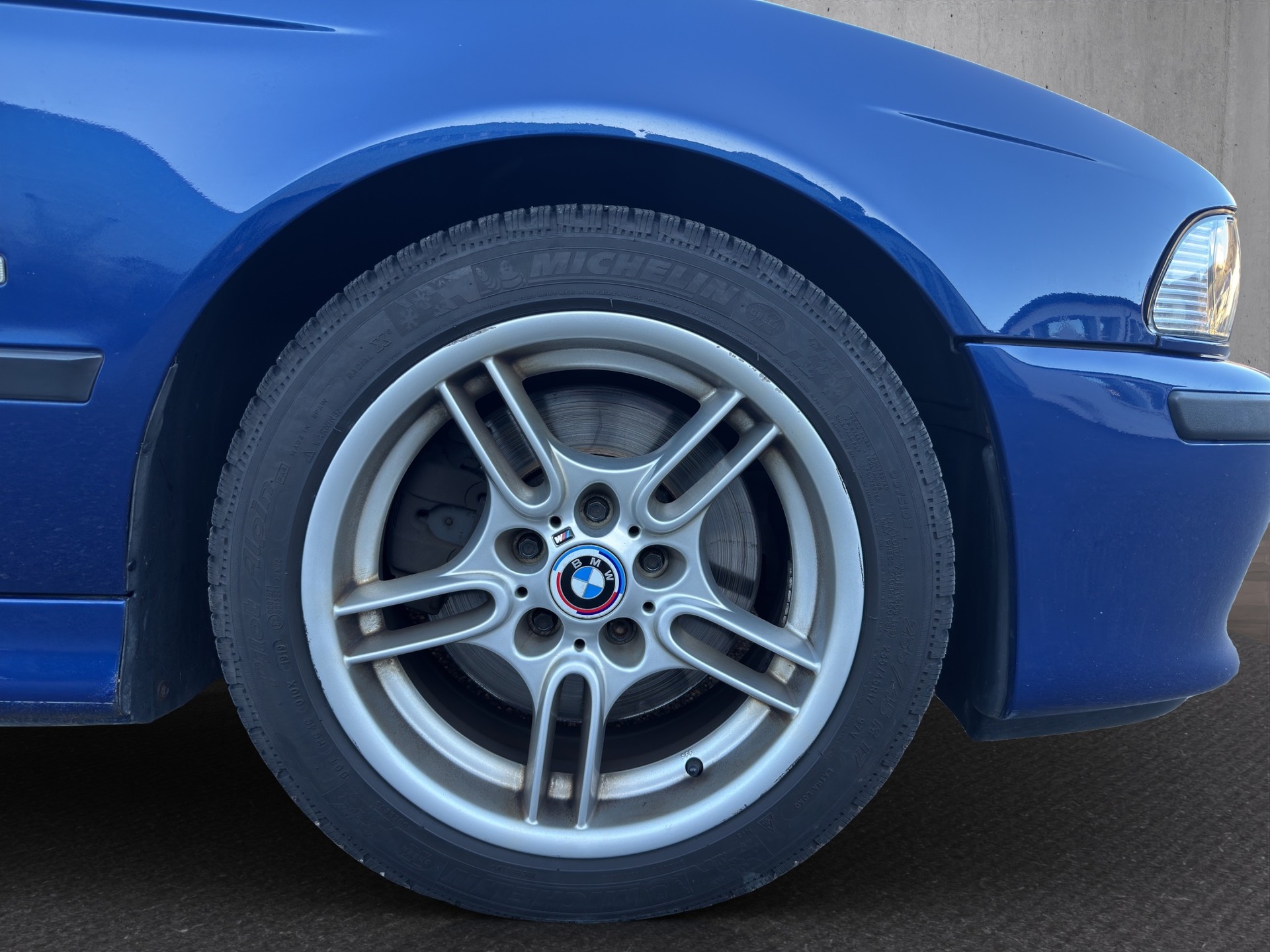 BMW M5-image-16