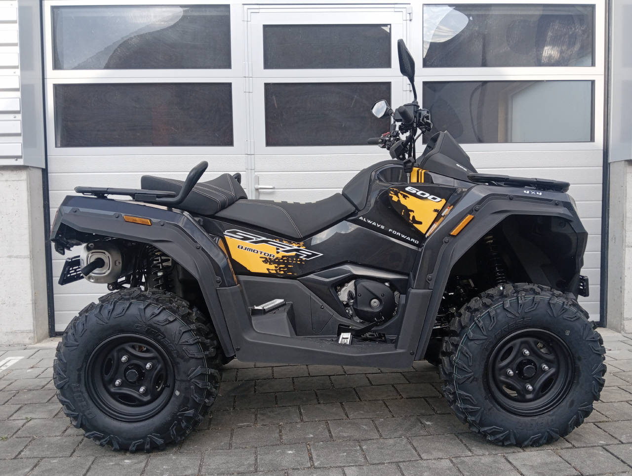 QJ SFA 600 ABS EPS ONE-image-0