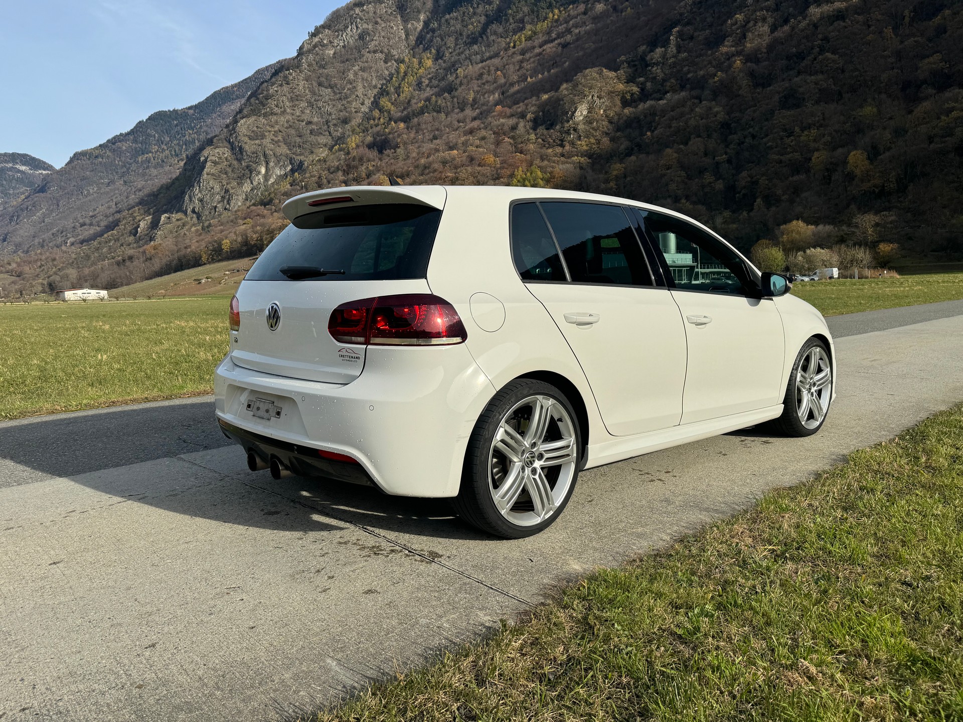 VW Golf 2.0 TSI R 4Motion DSG-image-1