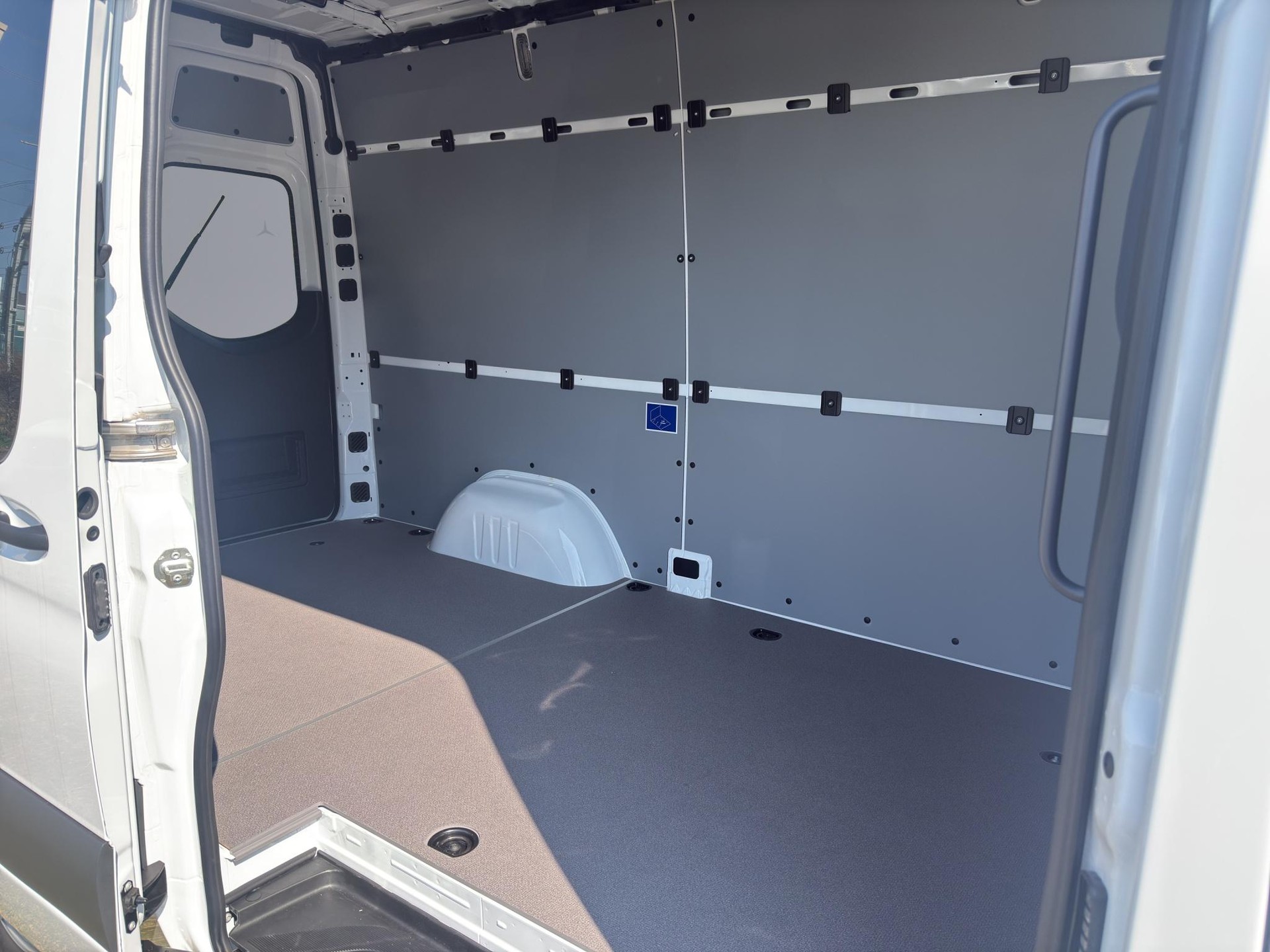 MERCEDES-BENZ Sprinter 317 Kaw. 3665 S 2.0 CDI 170 Pro-image-10