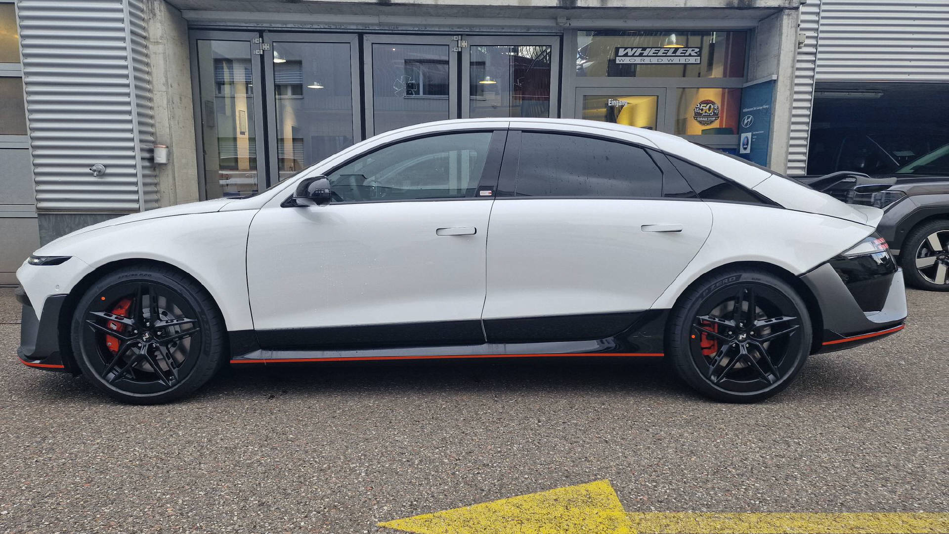 HYUNDAI Ioniq 6 N Electric 4WD-image-1
