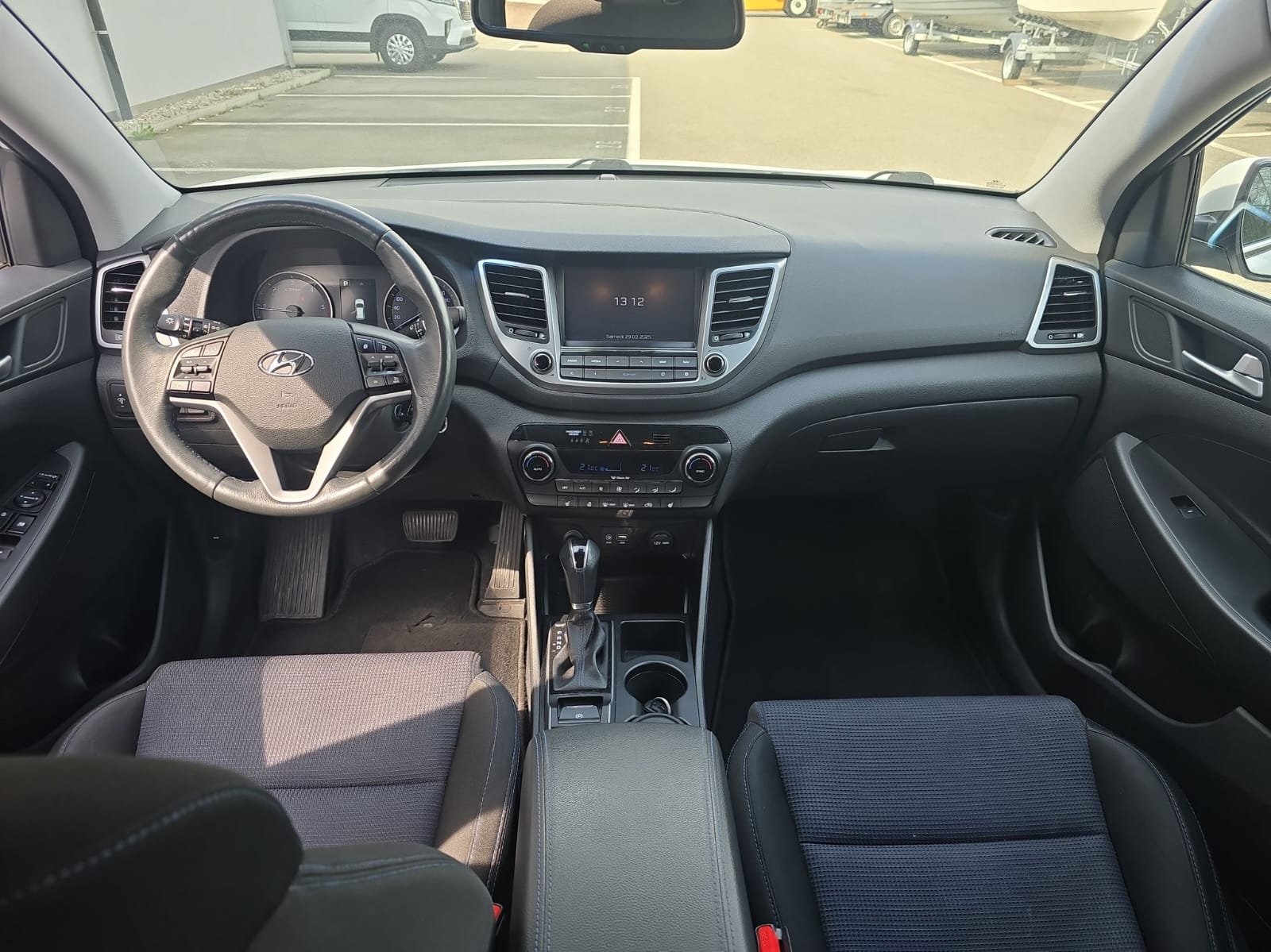 HYUNDAI Tucson 2.0 CRDI Vertex 4WD Automatic ** Ab MFK ** Expertisé **-image-6