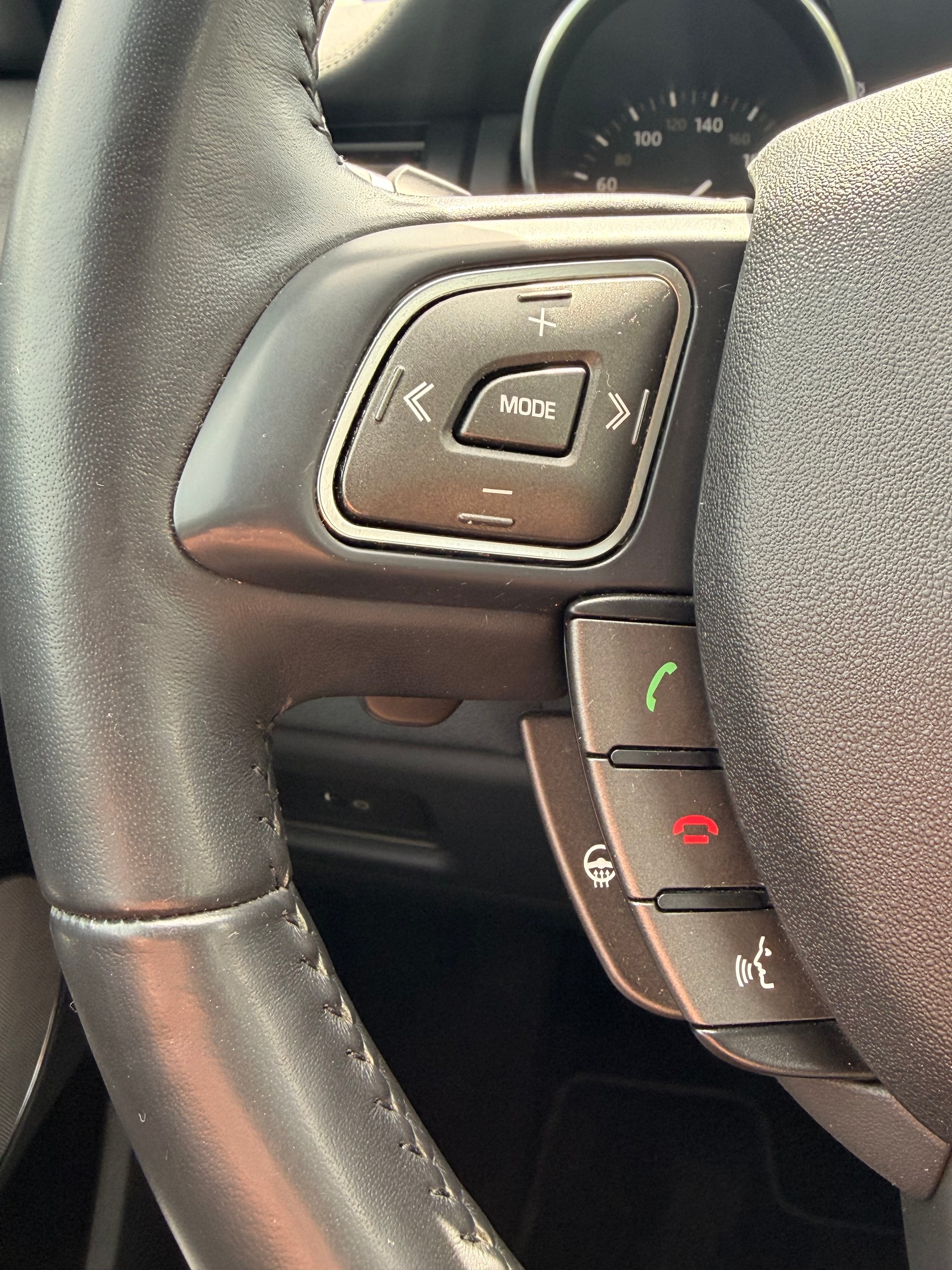 LAND ROVER Range Rover Evoque 2.0 Si4 SE AT9-image-15
