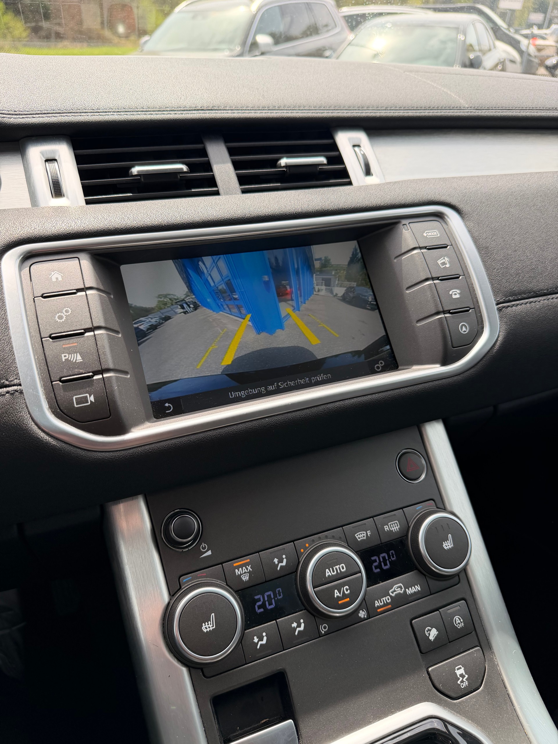 LAND ROVER Range Rover Evoque 2.0 Si4 SE AT9-image-12