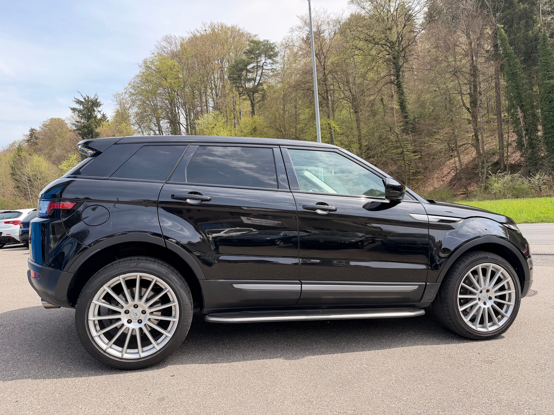 LAND ROVER Range Rover Evoque 2.0 Si4 SE AT9-image-2