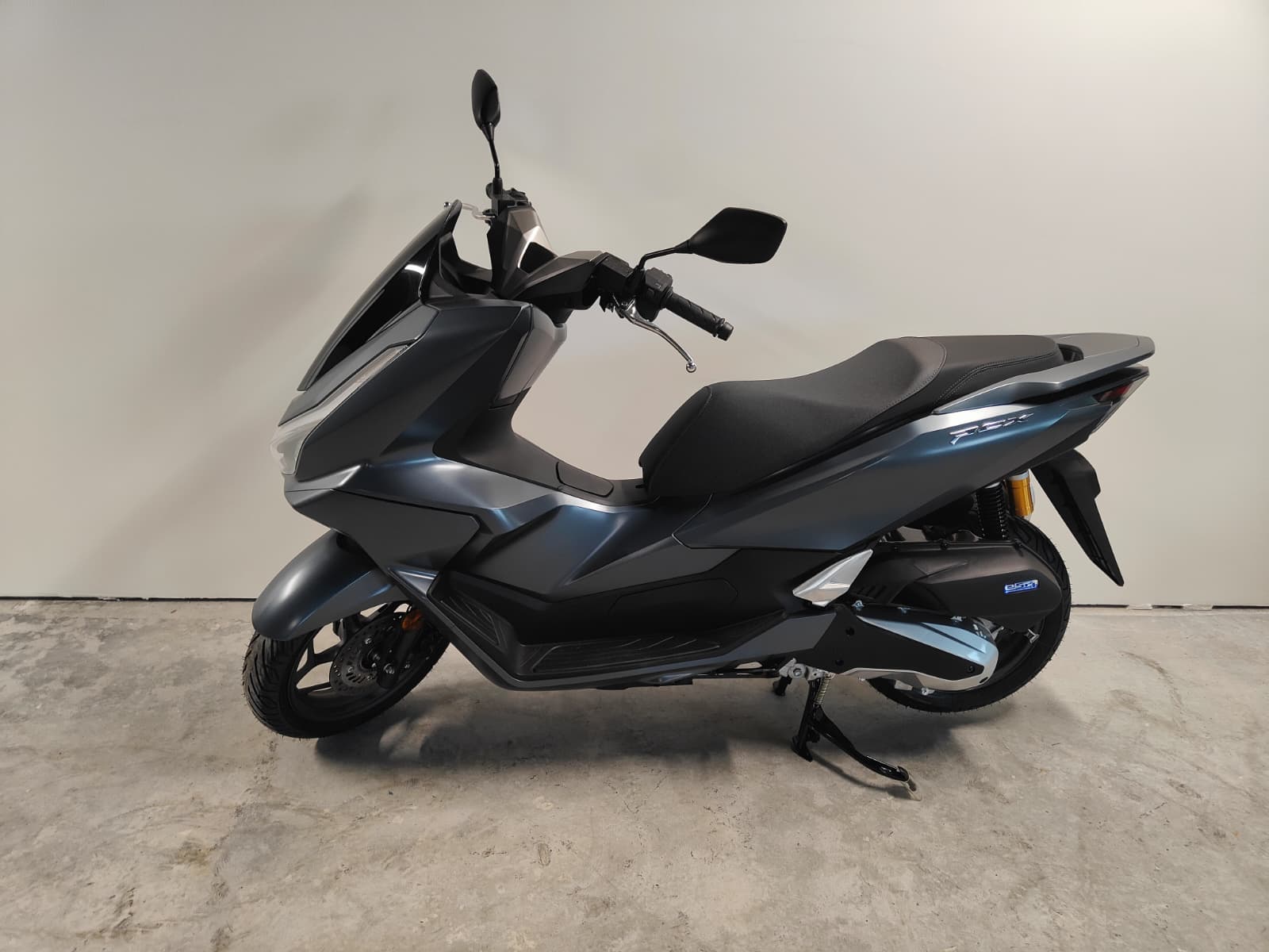 HONDA PCX 125 DX TFT. connectivity-image-4