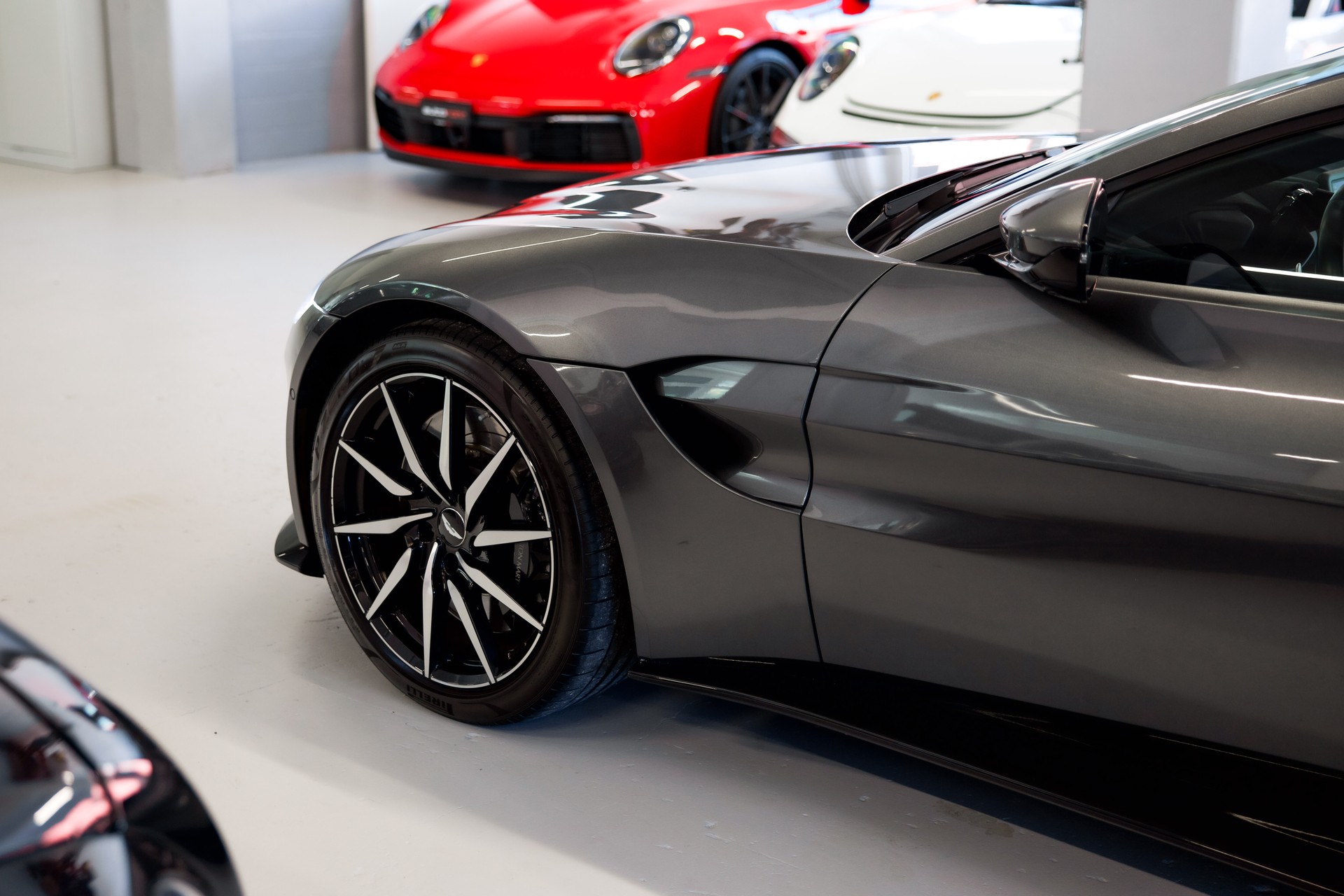 ASTON MARTIN V8 Vantage 4.0 Coupé ohne OPF-image-11