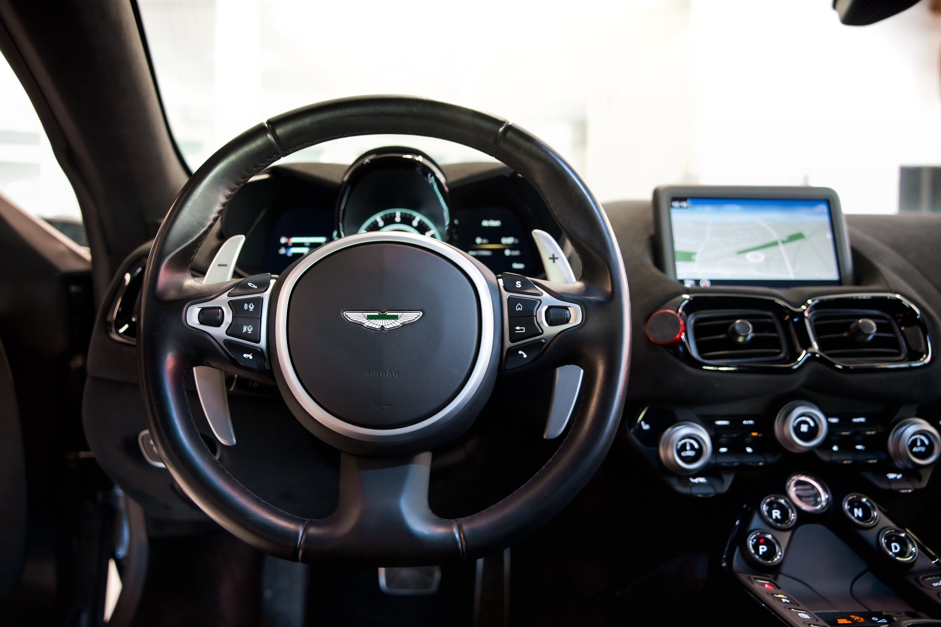 ASTON MARTIN V8 Vantage 4.0 Coupé ohne OPF-image-15