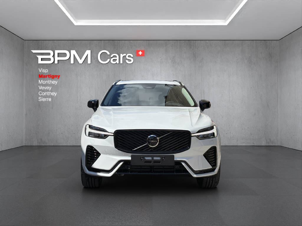 VOLVO XC60 2.0 T6 TE Ultra Dark eAWD-showroom-element-1