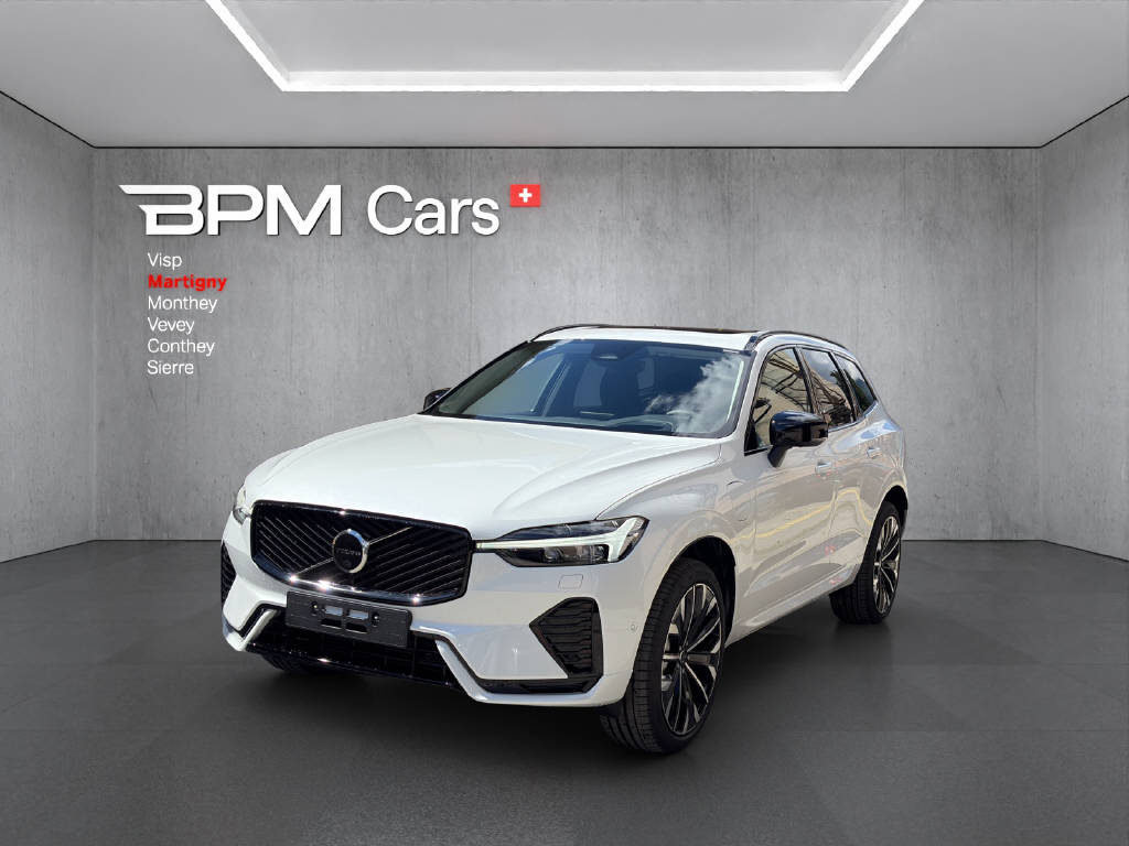 VOLVO XC60 2.0 T6 TE Ultra Dark eAWD