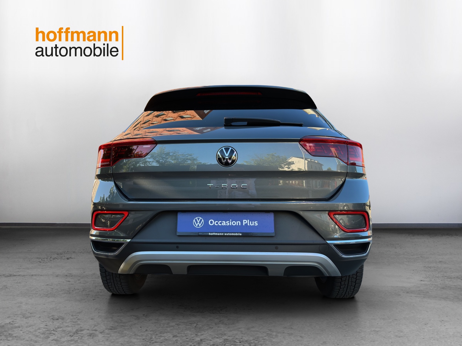 VW T-Roc 2.0 TSI Style DSG 4Motion-image-4
