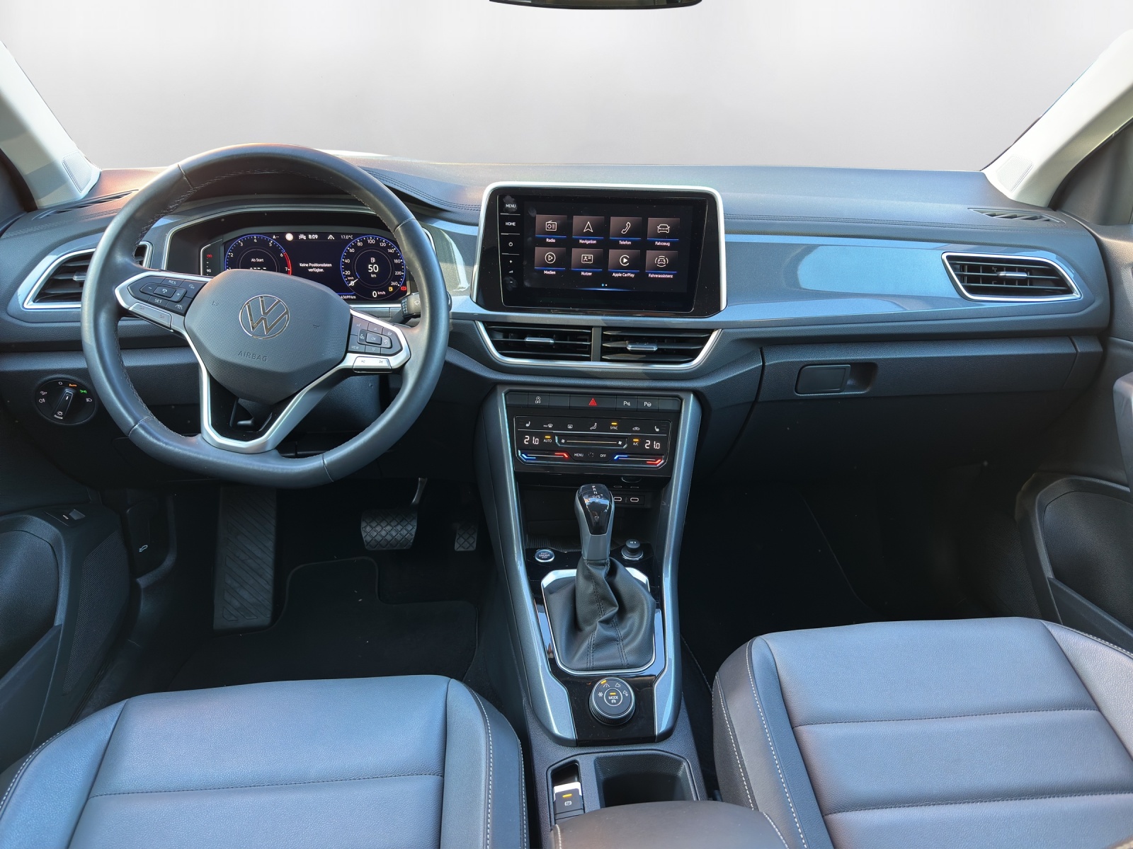 VW T-Roc 2.0 TSI Style DSG 4Motion-image-6