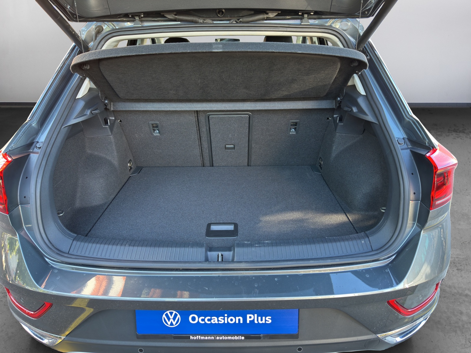 VW T-Roc 2.0 TSI Style DSG 4Motion-image-11