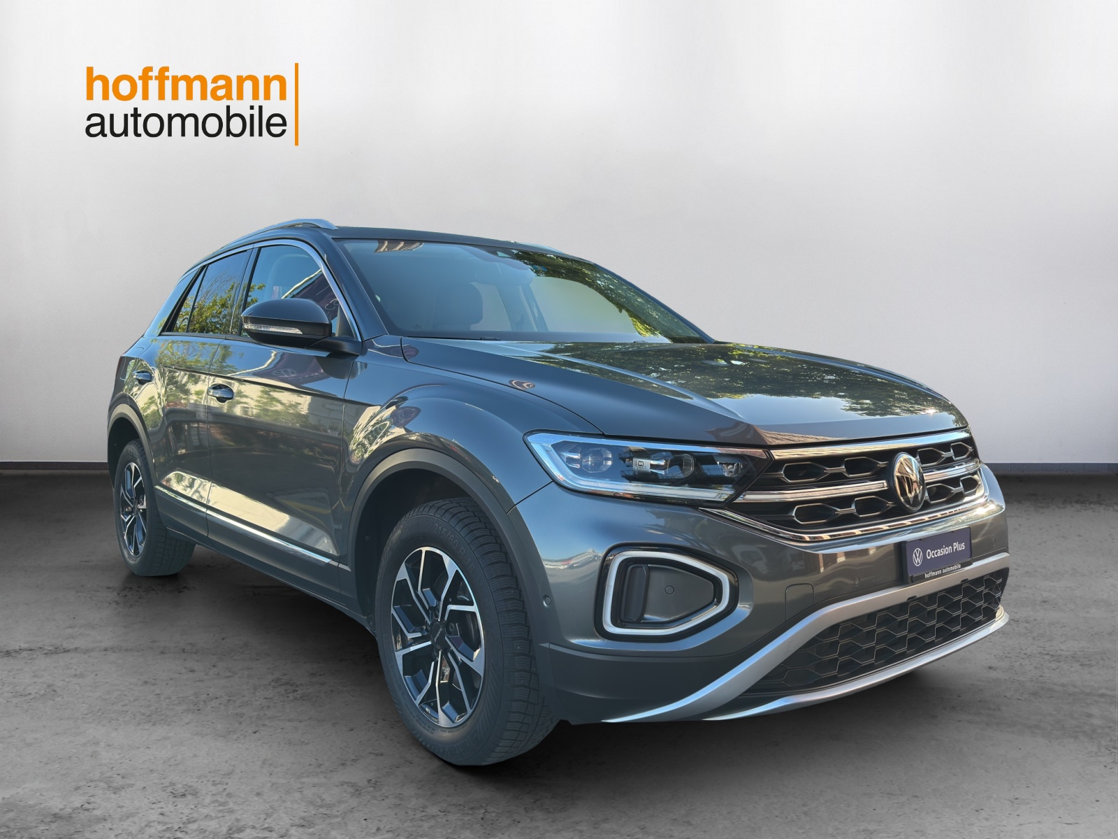 VW T-Roc 2.0 TSI Style DSG 4Motion-image-2