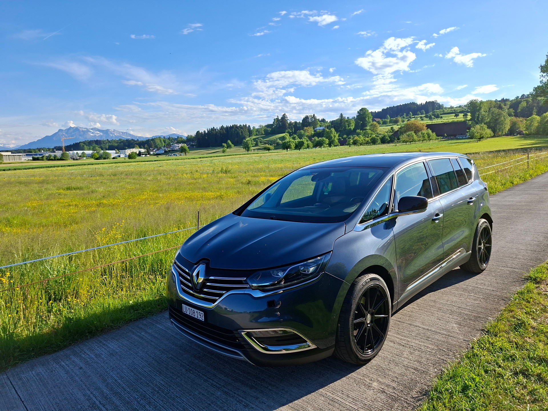 RENAULT 1.8 TCe 225 Intens EDC