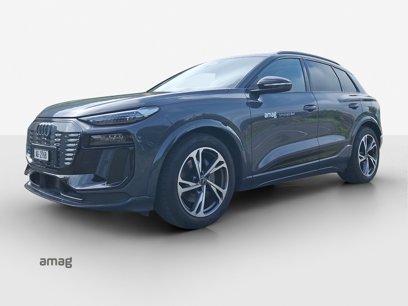 AUDI Q6 e-tron quattro
