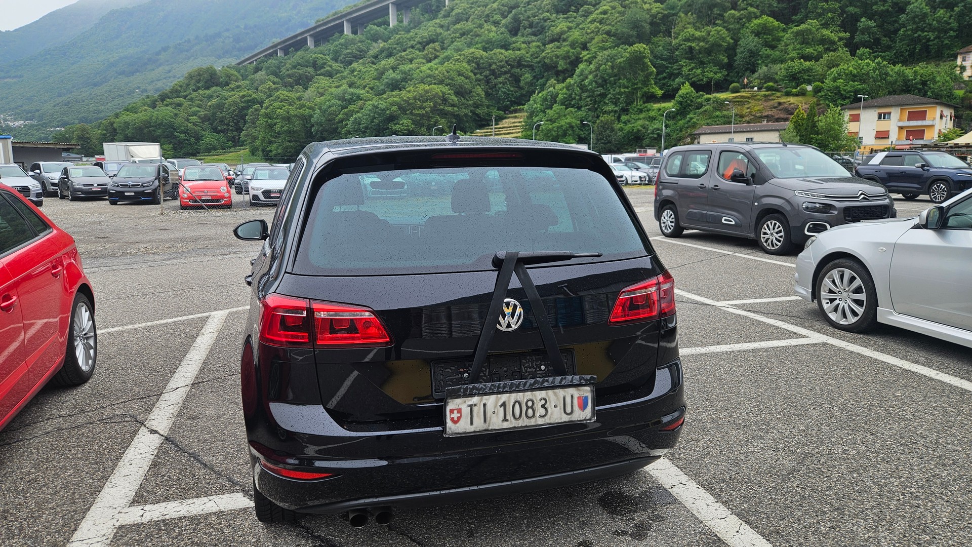 VW Golf Sportsvan 1.4 TSI Highline DSG-image-2