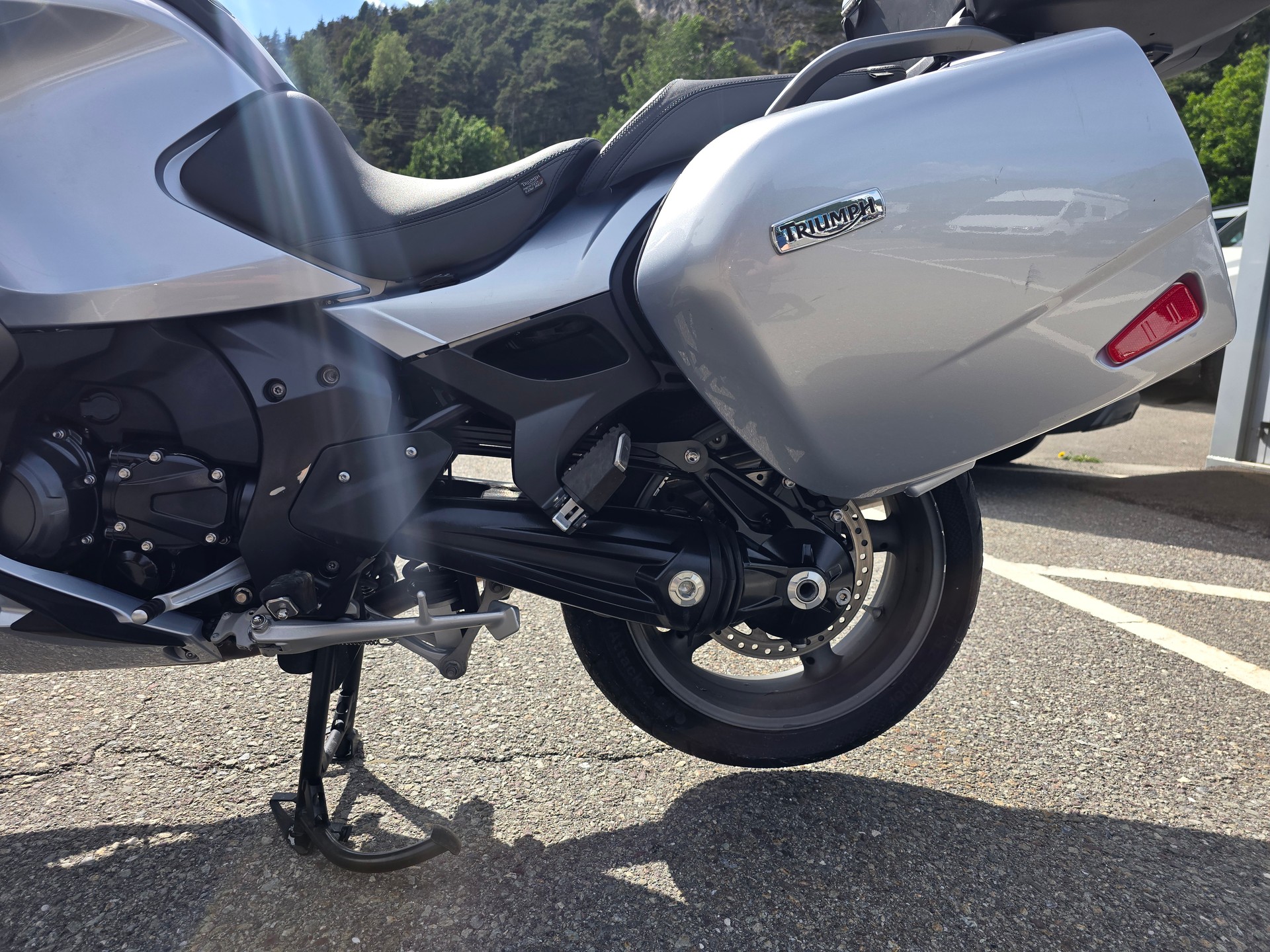 TRIUMPH Trophy 1200 SE ABS-image-12