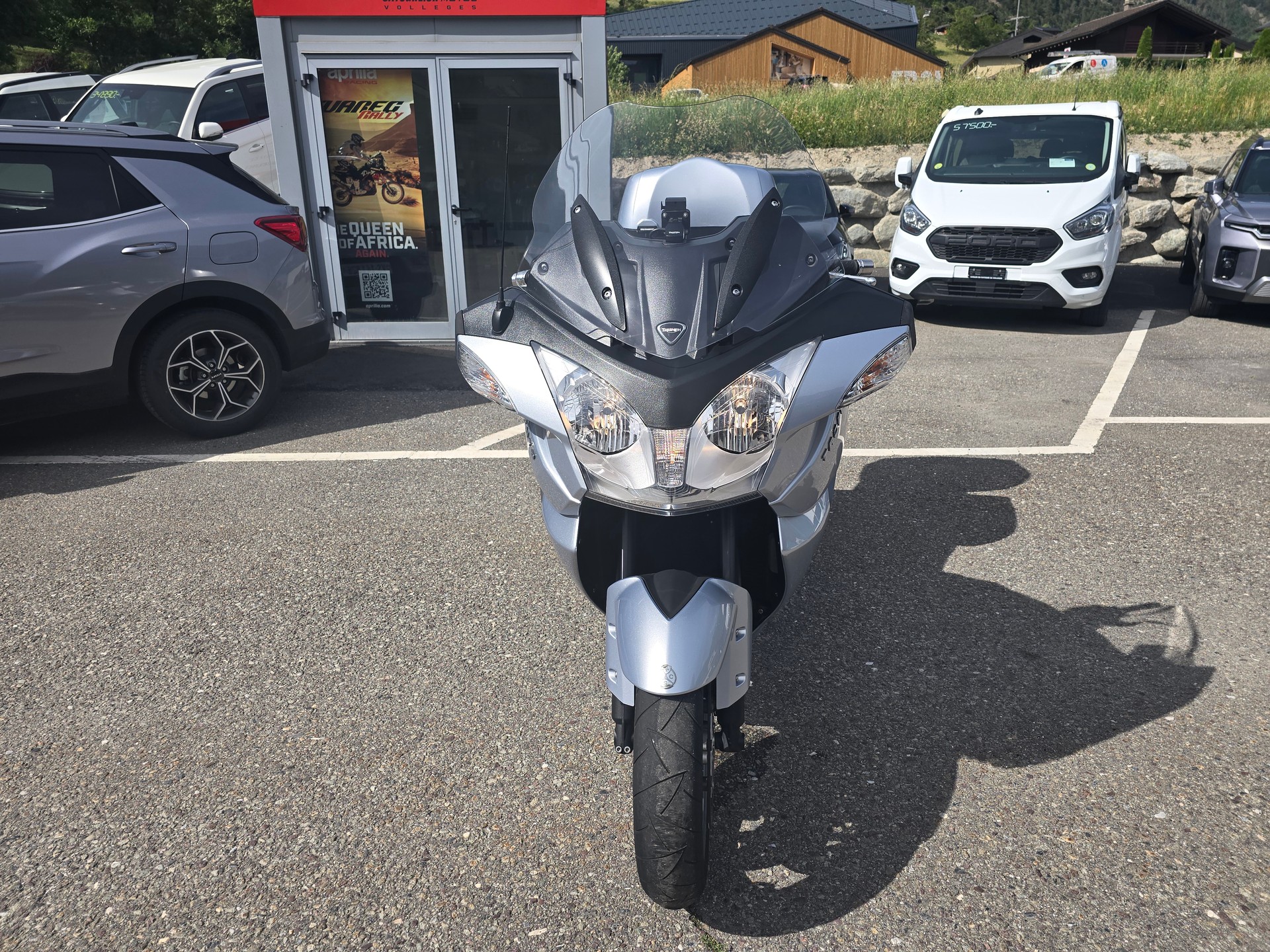 TRIUMPH Trophy 1200 SE ABS-image-2
