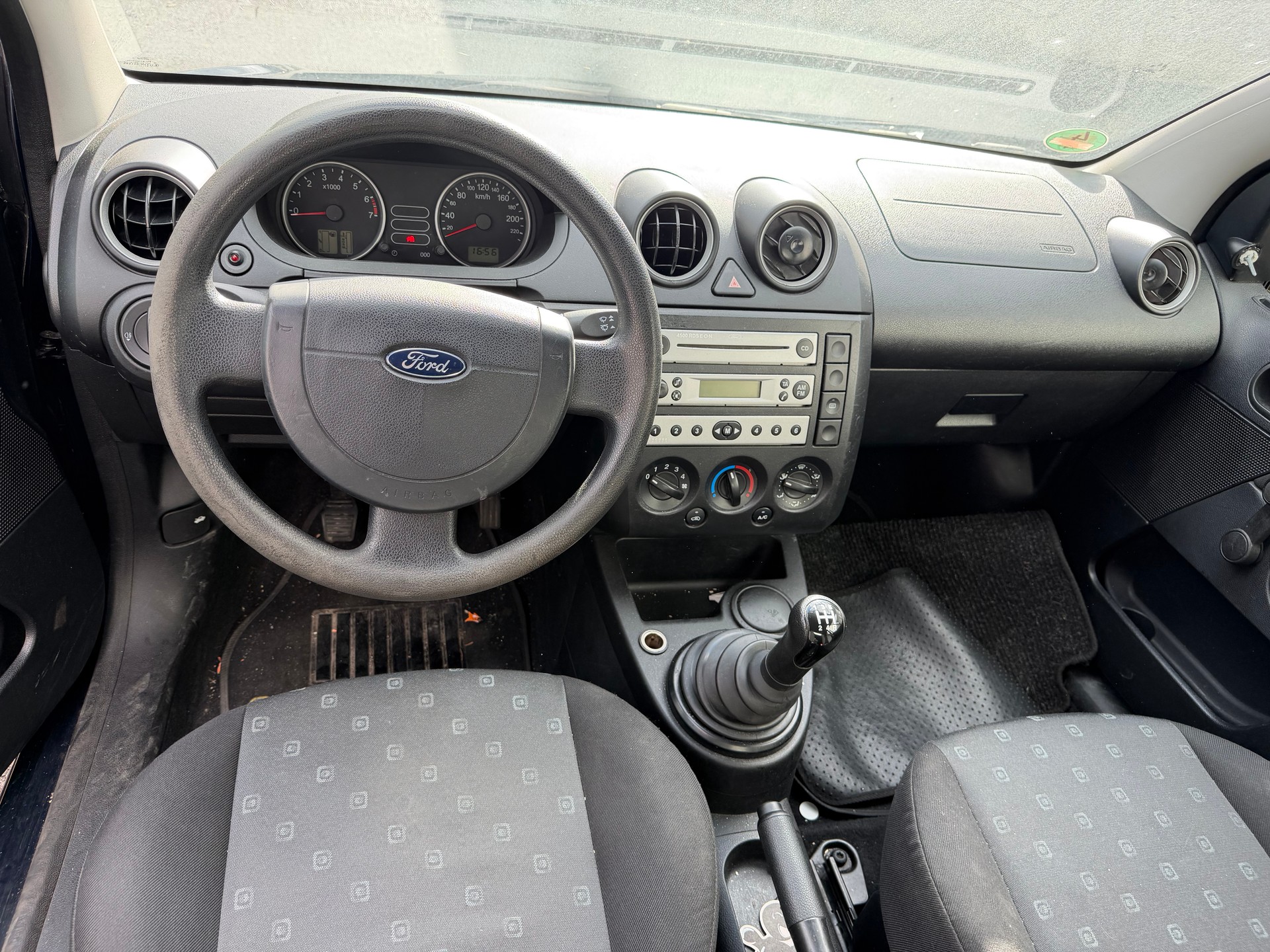 FORD 1.3 essence-image-8