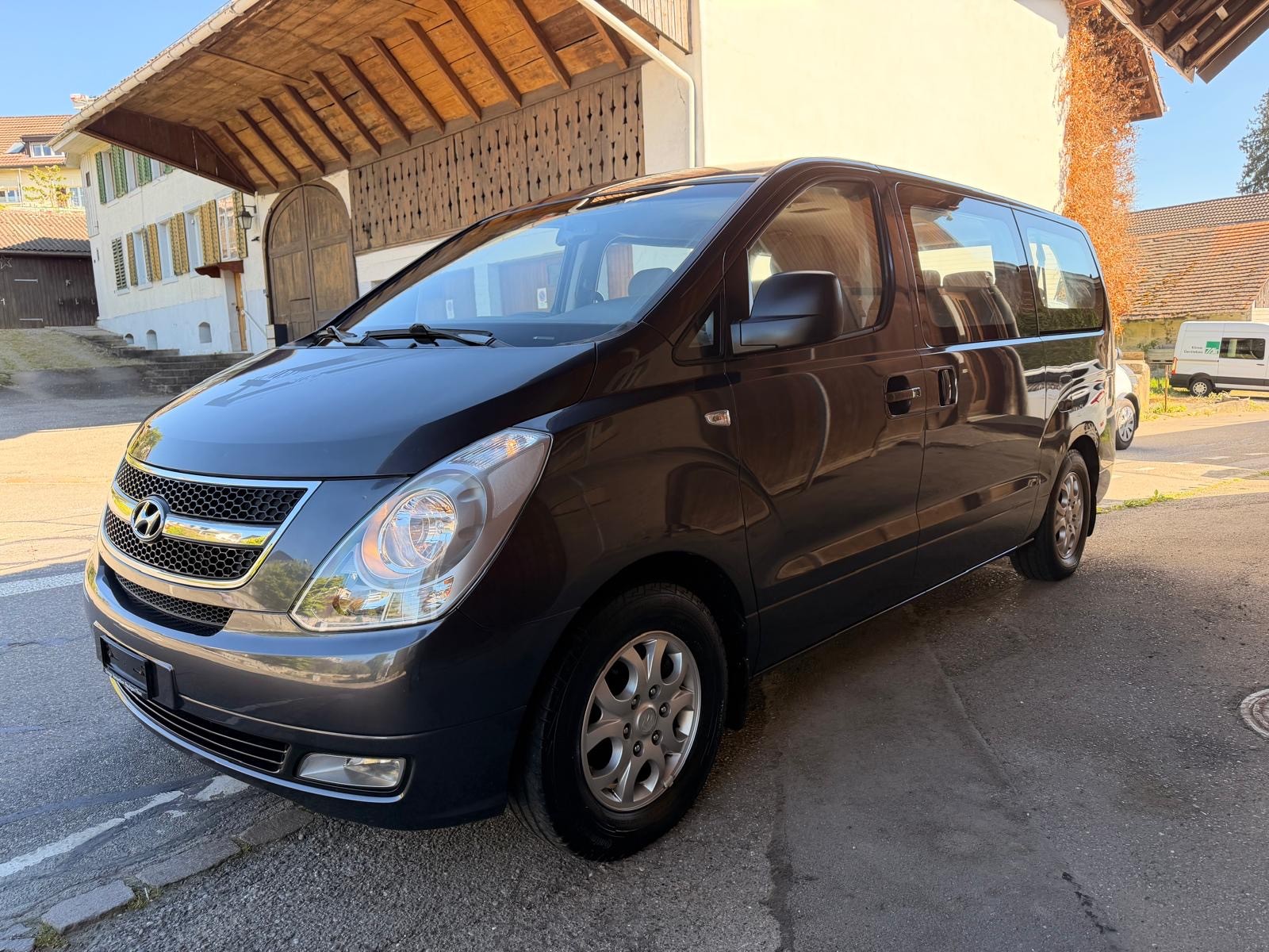 HYUNDAI H-1 People 2.5 CRDi