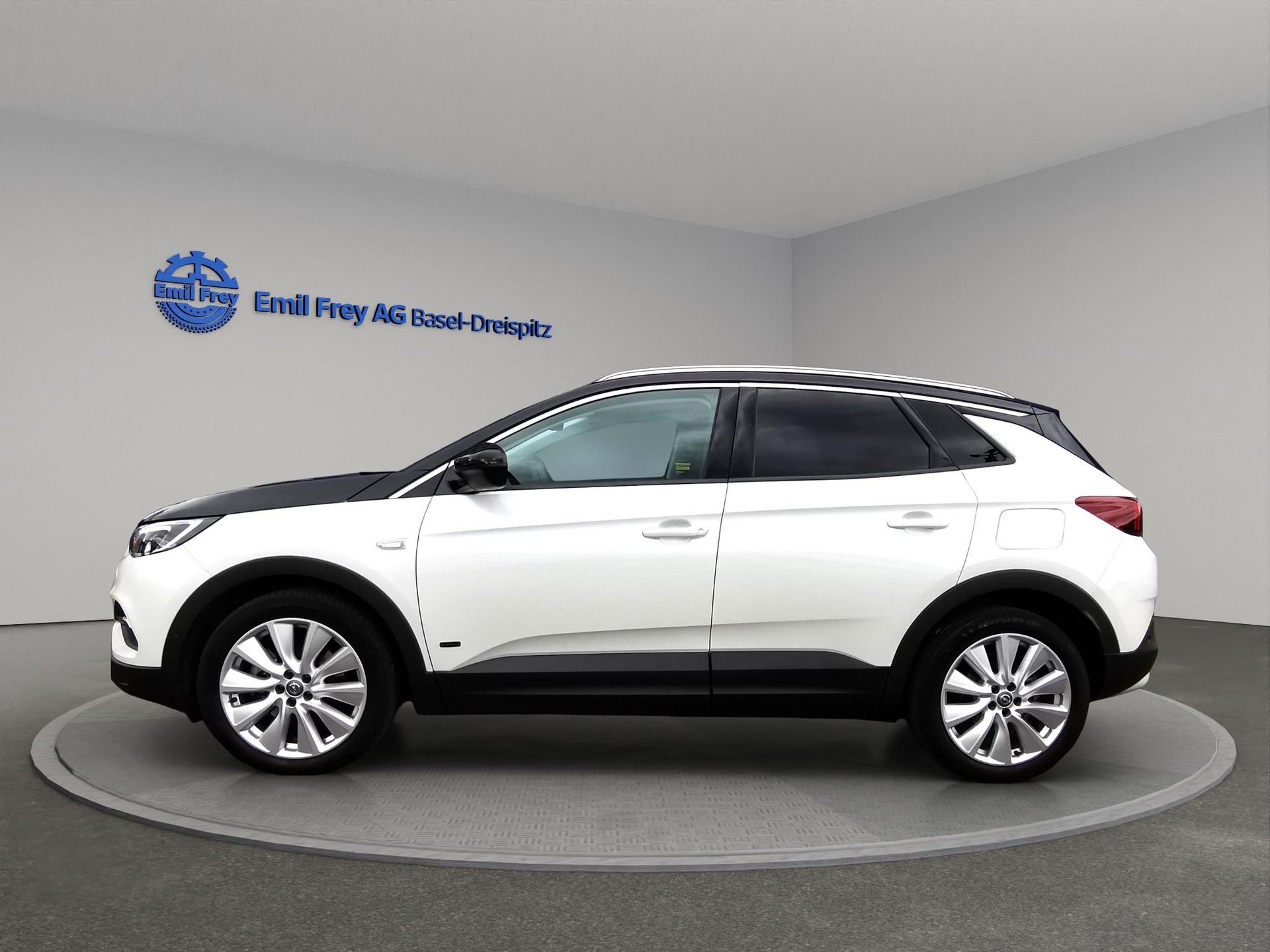 OPEL Grandland X 1.6 T PHEV Excellence-showroom-element-2