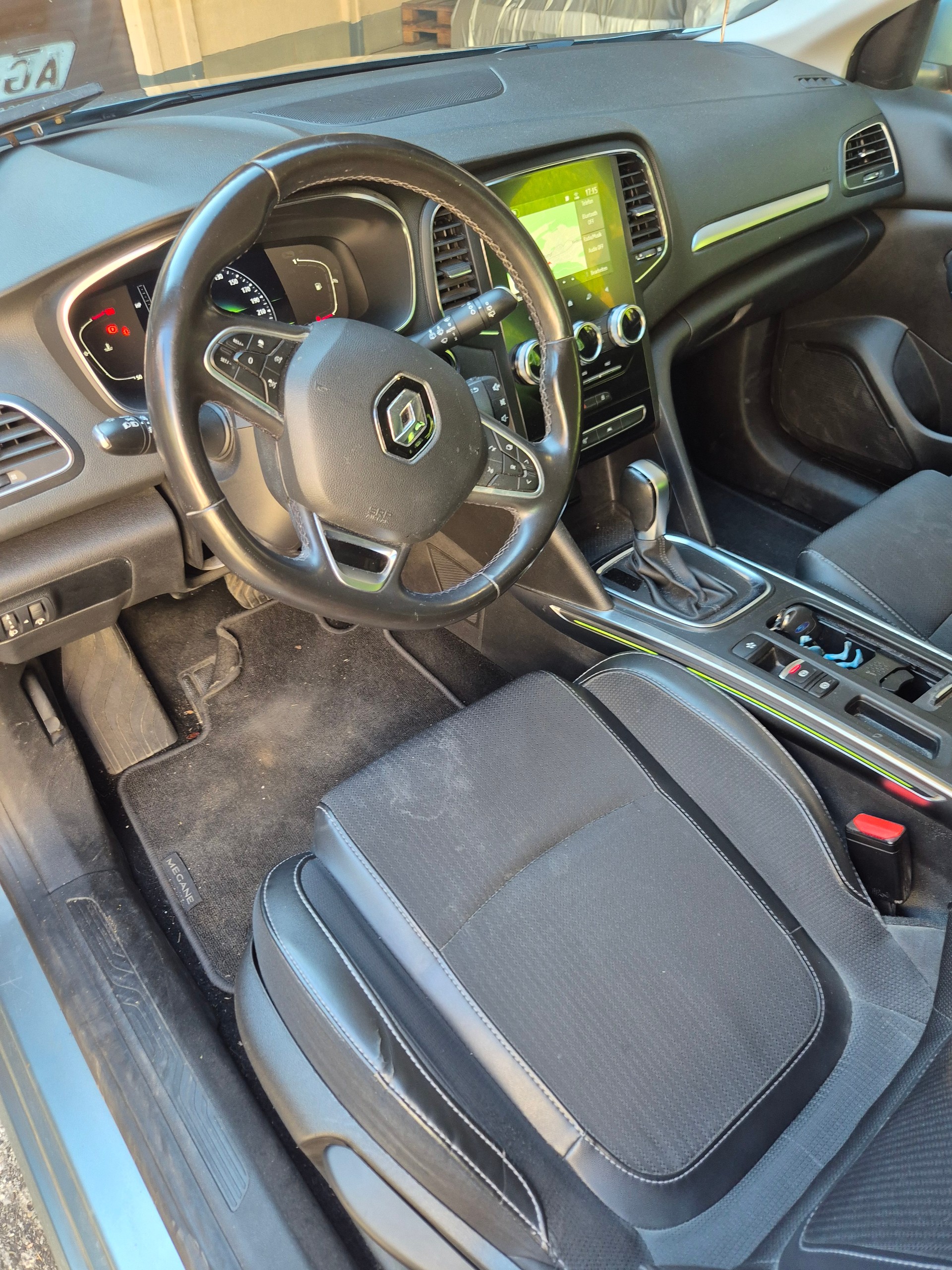 RENAULT Mégane Grandtour 1.3 16V Edition One EDC-image-7