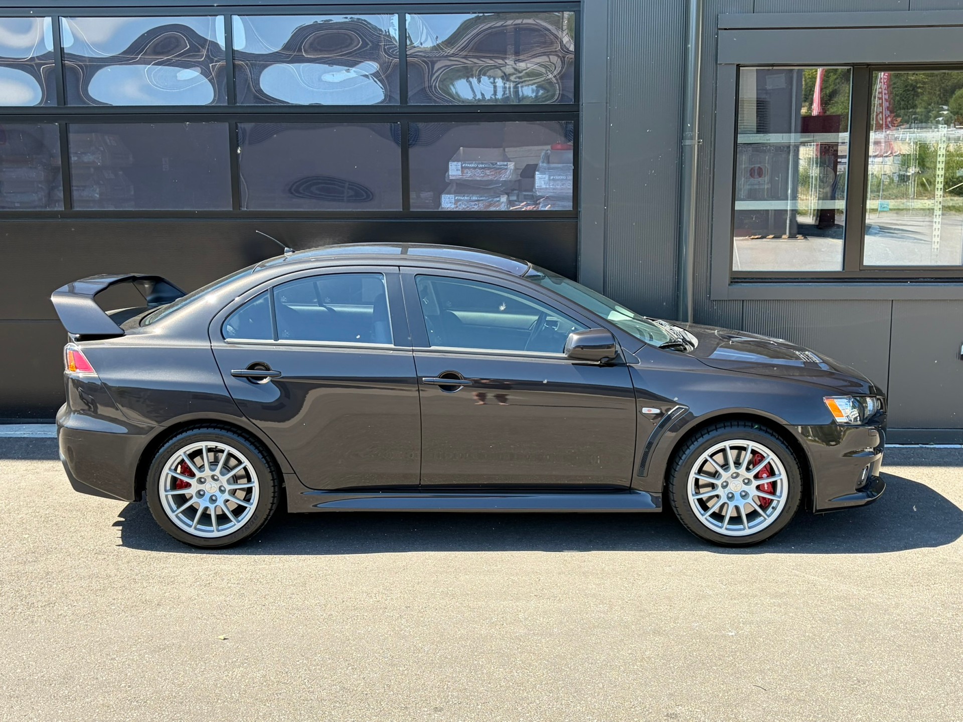 MITSUBISHI Lancer Evo X Final Edition-image-3