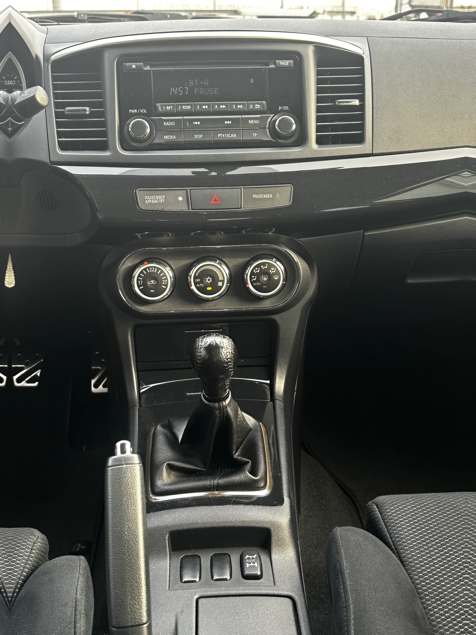 MITSUBISHI Lancer Evo X Final Edition-image-15