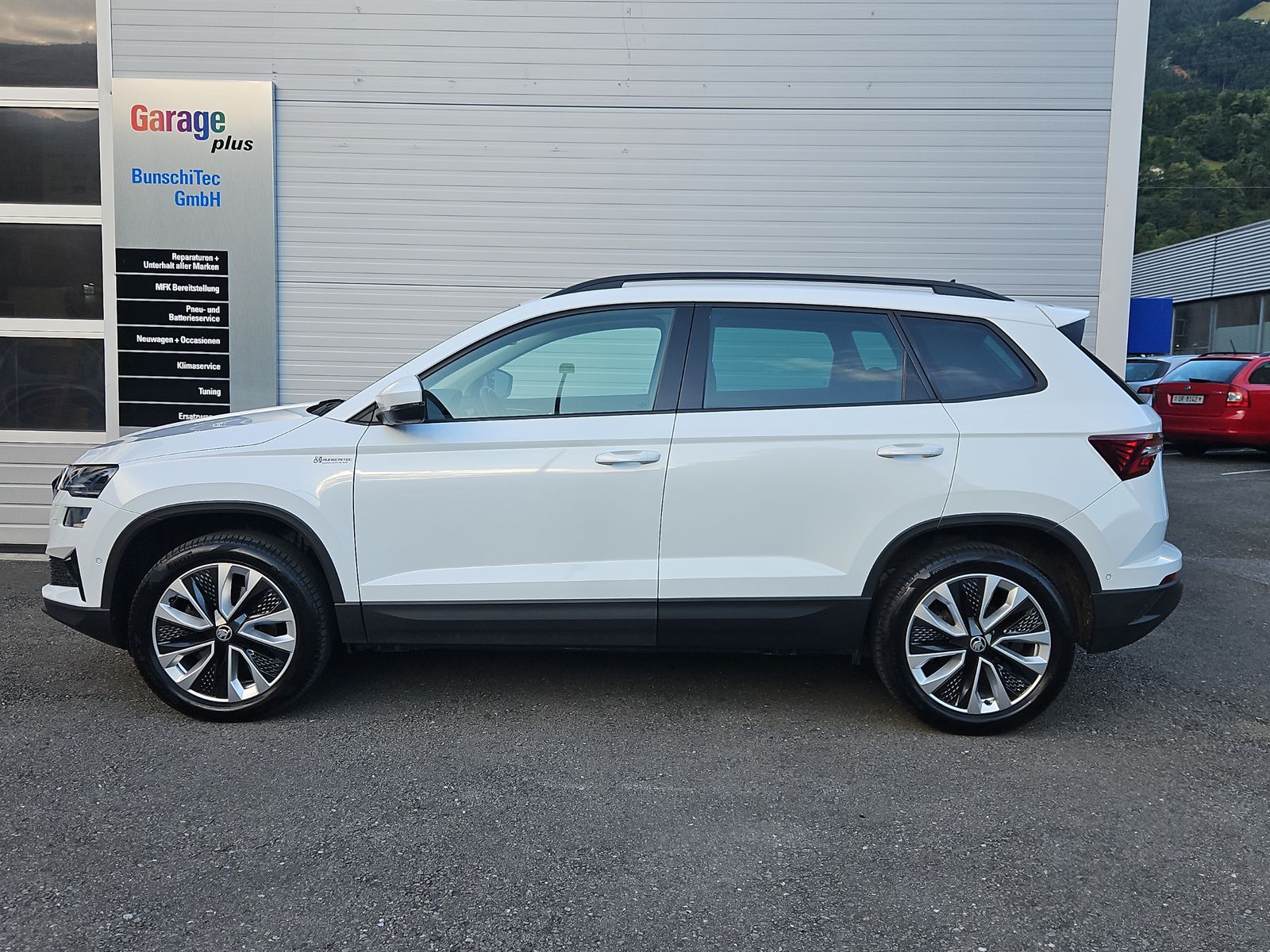 SKODA Karoq 2.0 TDI Style 4x4 DSG-showroom-element-1