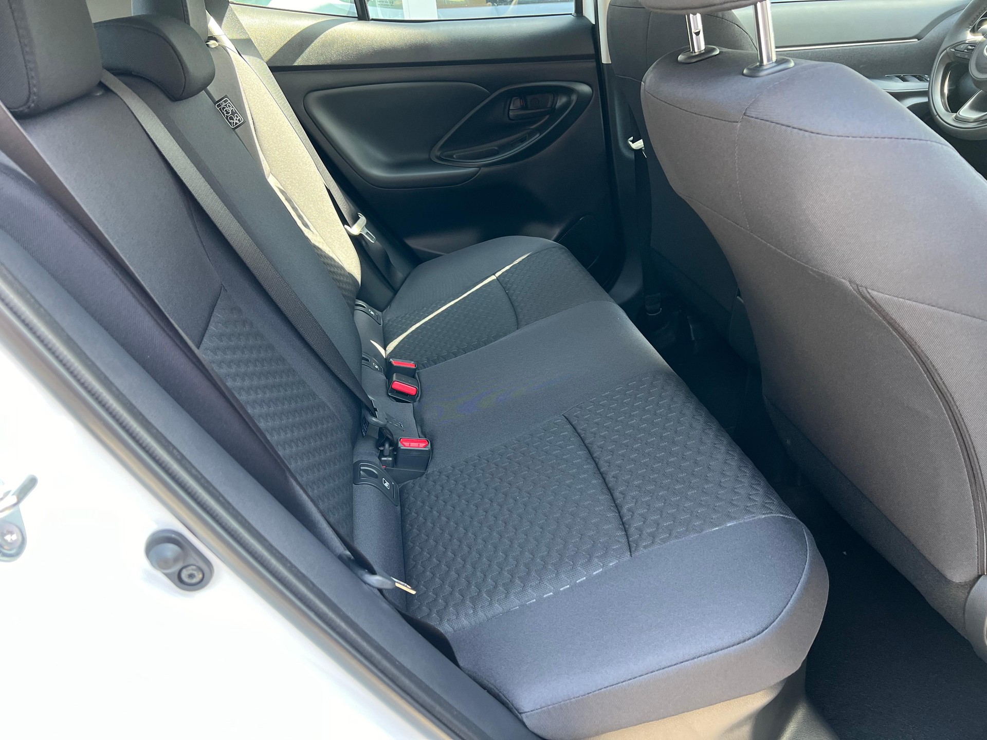 TOYOTA Yaris Cross 1.5 VVT-i HSD Comfort-image-11