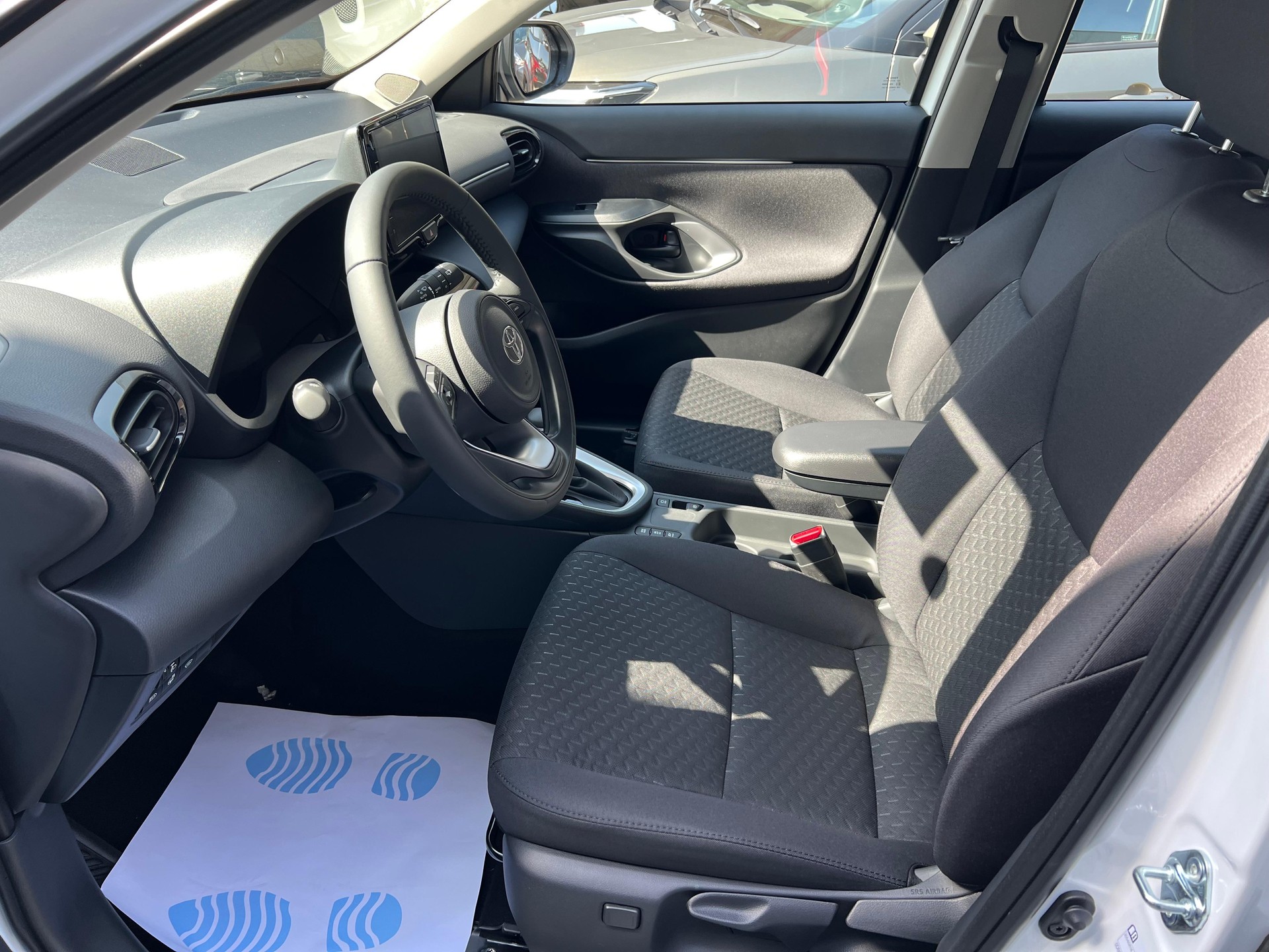 TOYOTA Yaris Cross 1.5 VVT-i HSD Comfort-image-7