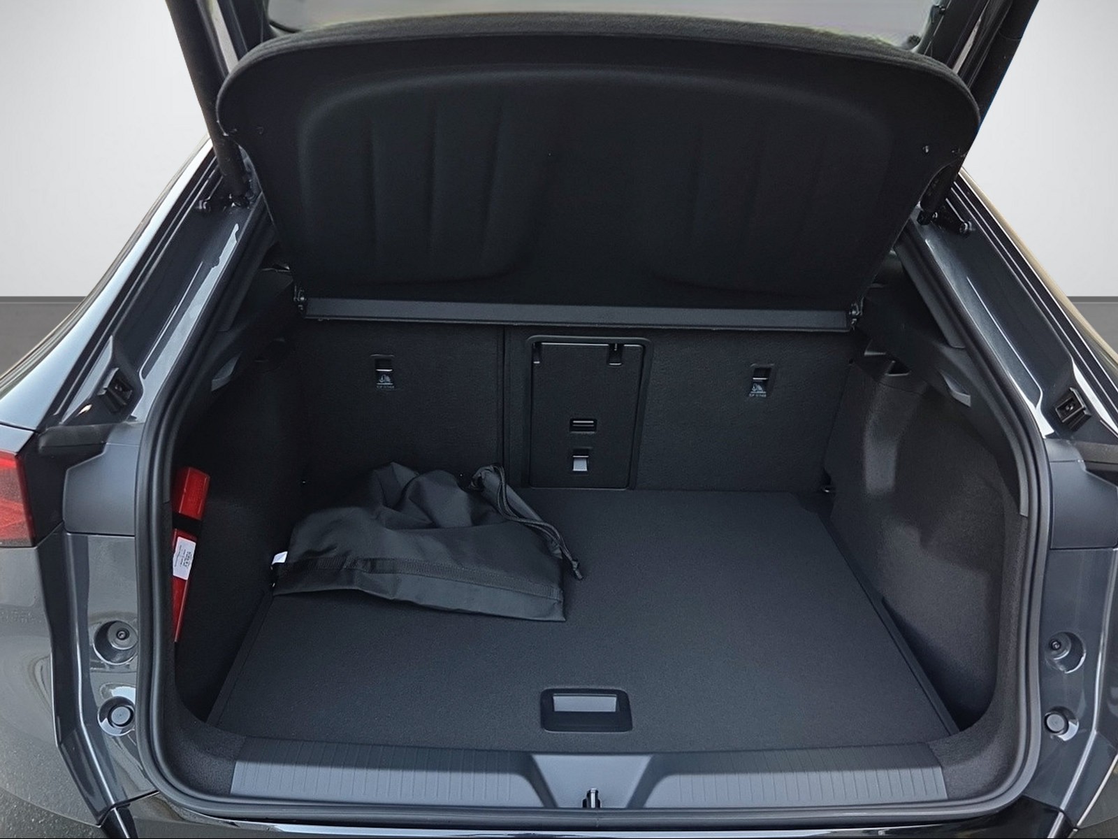 CUPRA Tavascan Prime Edition Adrenaline 4D-image-6