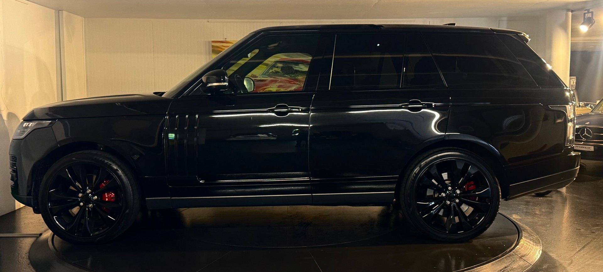LAND ROVER Range Rover 5.0 V8 S/C SV AB Dynamic Automatic-showroom-element-1