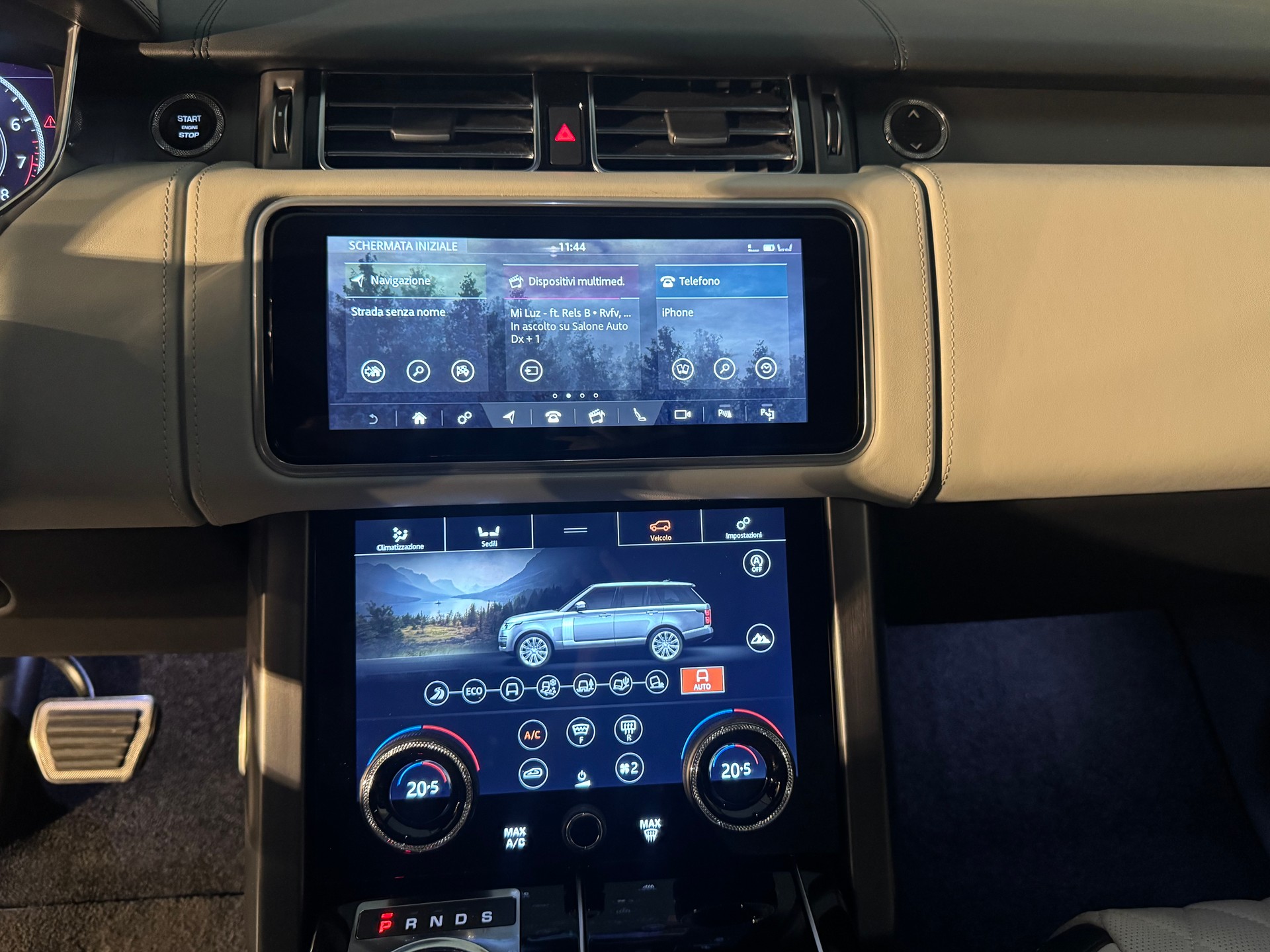 LAND ROVER Range Rover 5.0 V8 S/C SV AB Dynamic Automatic-image-15