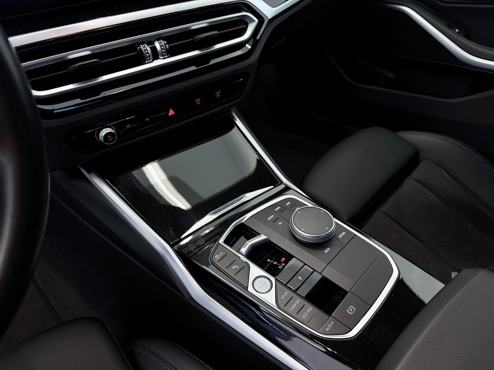 BMW 320d xDrive 48V Steptronic M Sport-image-20