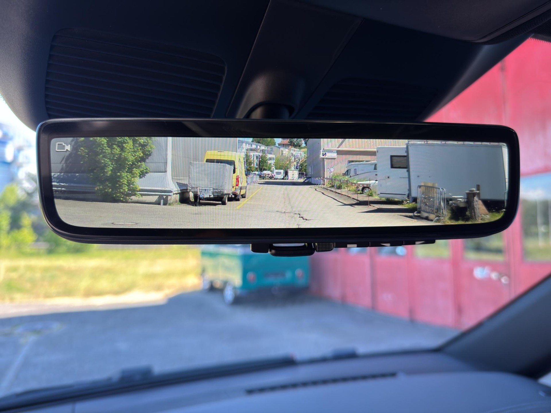 MERCEDES-BENZ V 300 d Swiss Ed. lang 4matic Van-image-21