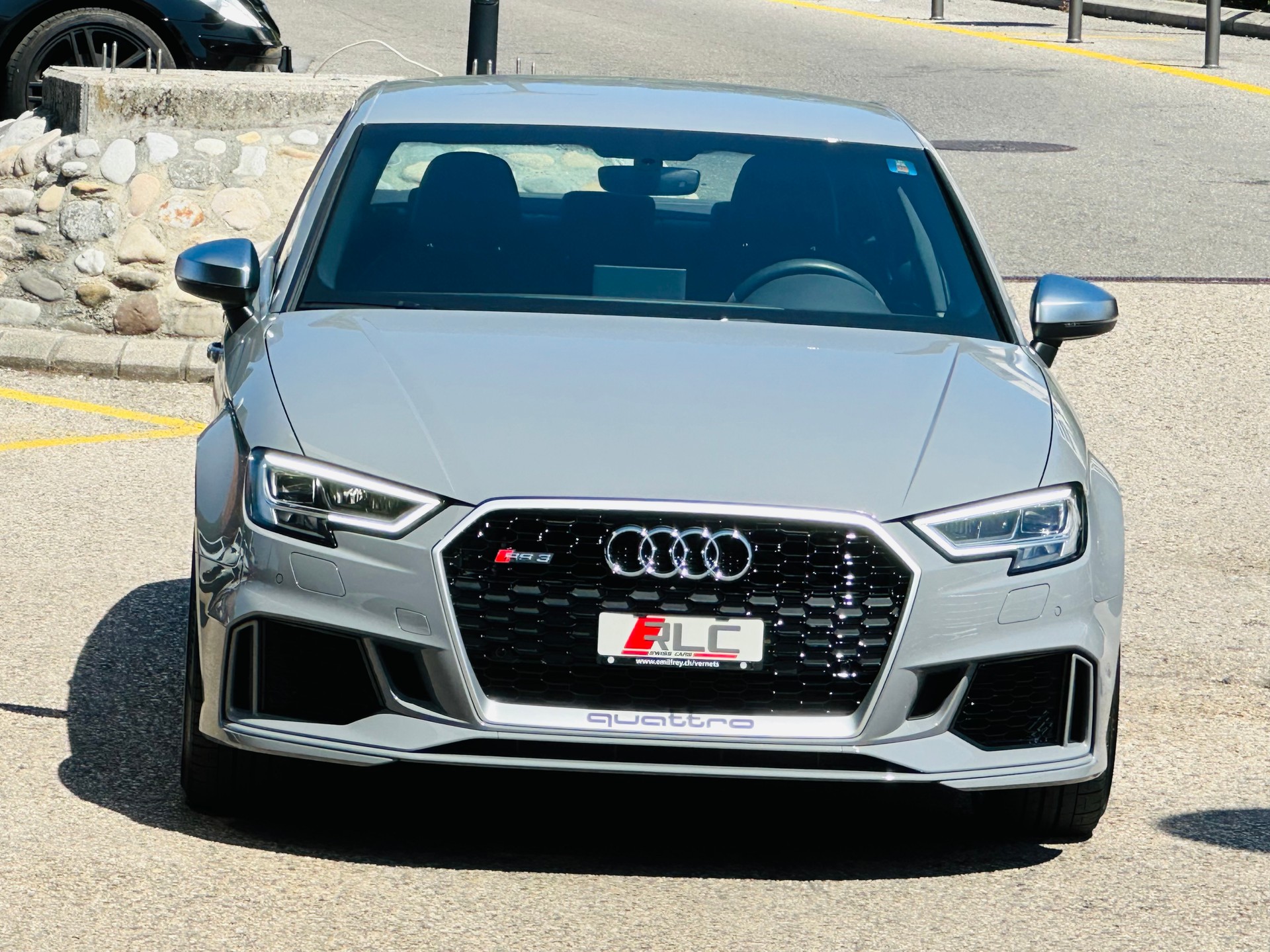 AUDI RS3 Limousine 2.5 TSI quattro S-tronic-showroom-element-3