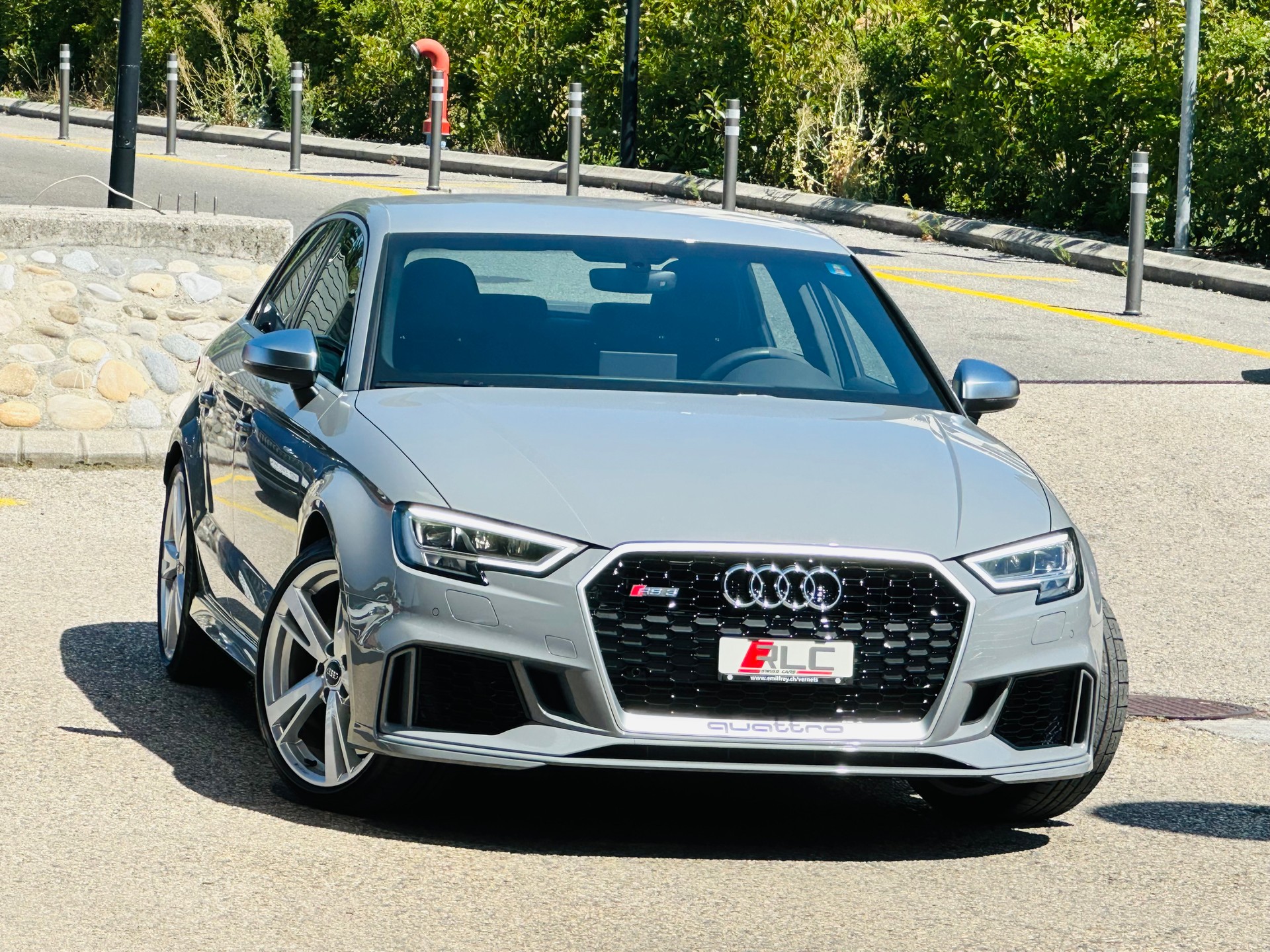 AUDI RS3 Limousine 2.5 TSI quattro S-tronic