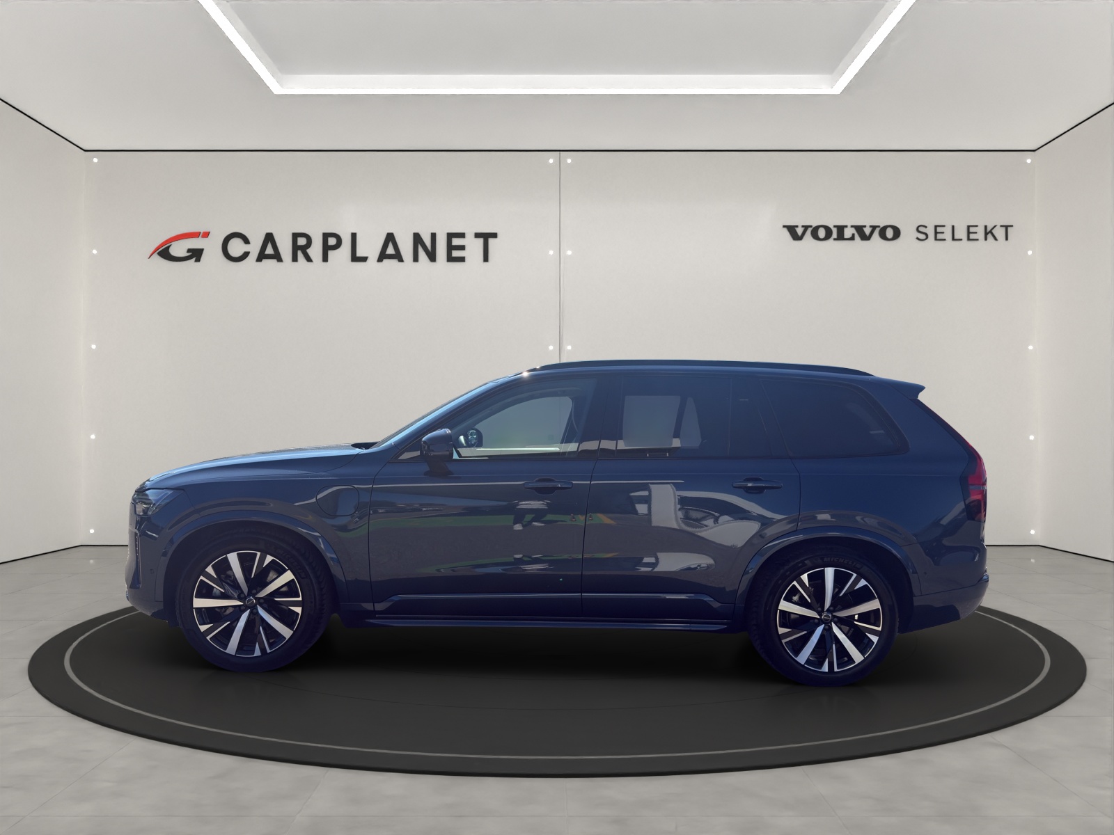 VOLVO XC90 2.0 T8 TE Plus Dark eAWD-showroom-element-1
