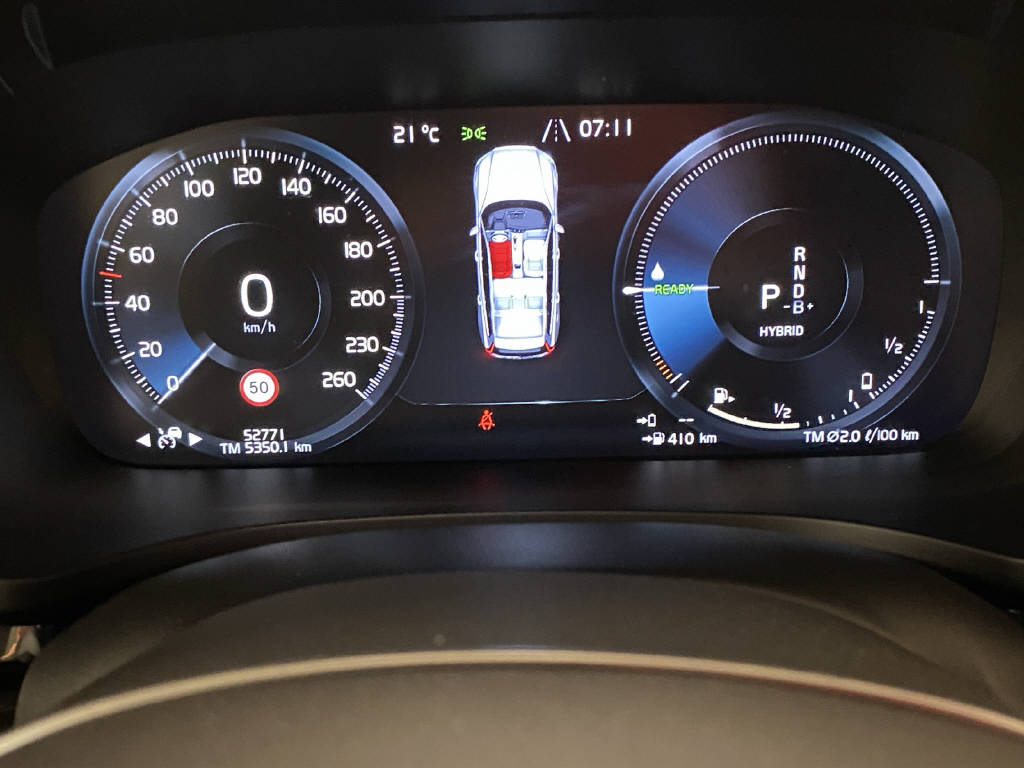 VOLVO V60 2.0 T6 TE R-Design eAWD-image-8