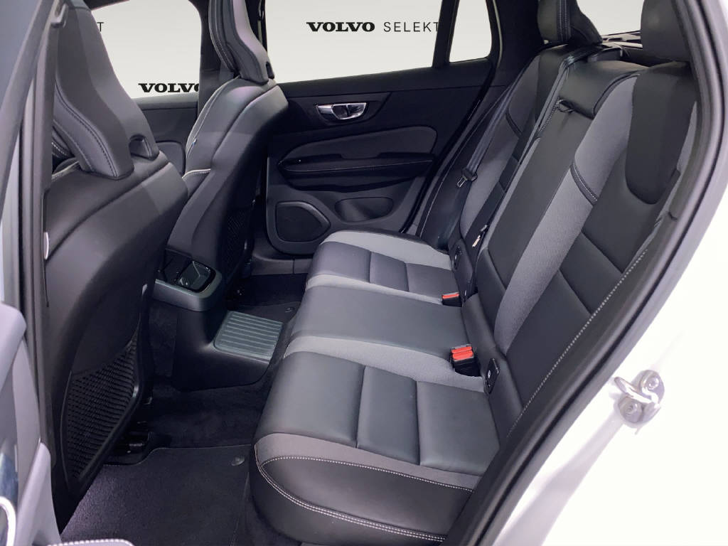 VOLVO V60 2.0 T6 TE R-Design eAWD-image-12