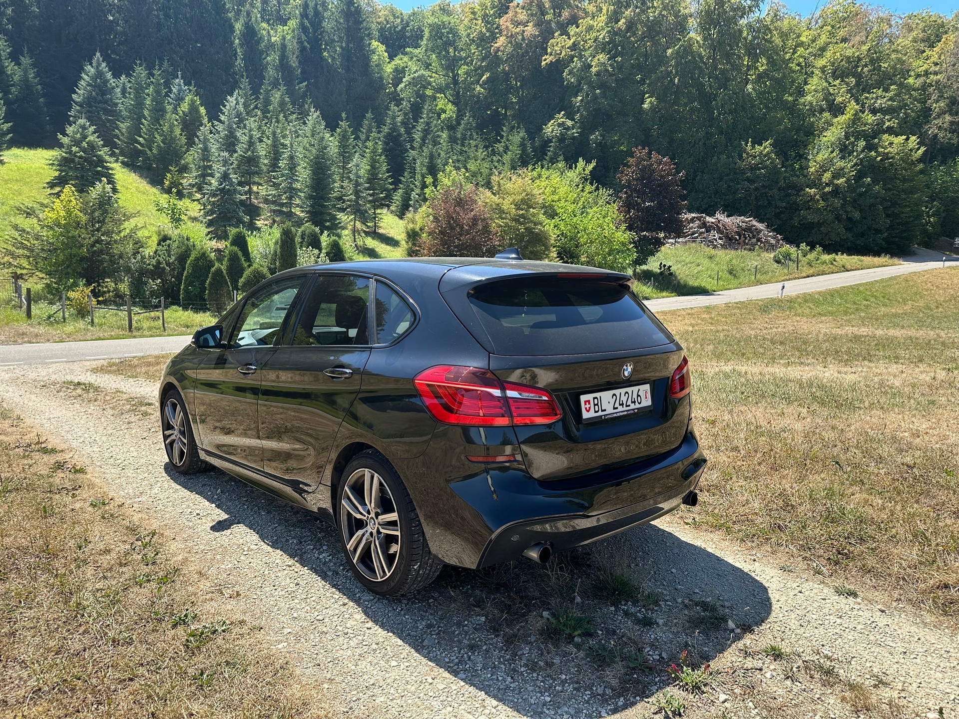 BMW 225i xDrive M-Sport-image-1